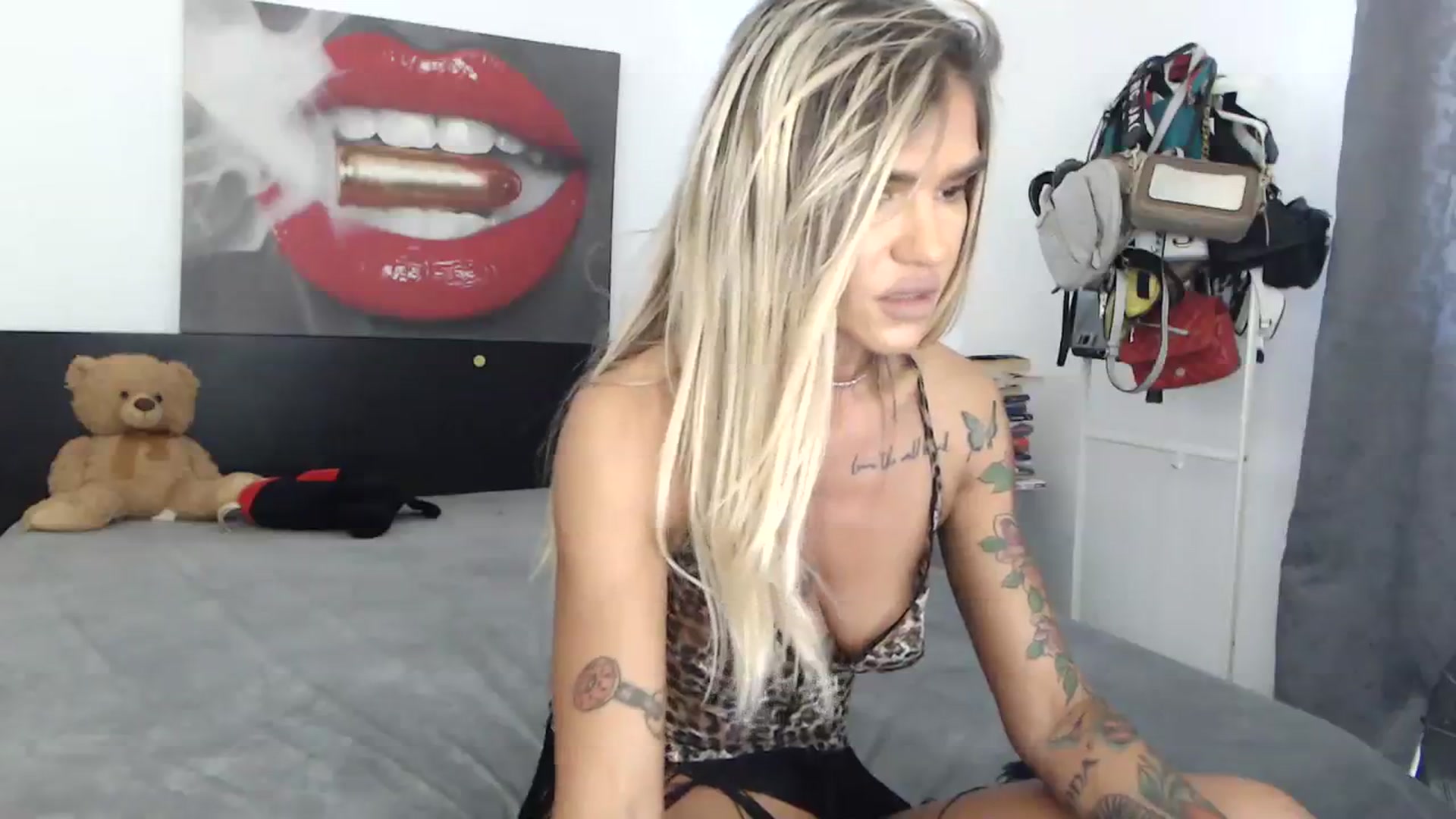 Gallery image thumbnail from InnaSense's myfreecams stream on, 08/07/2023, 11:51 image 2 of 20