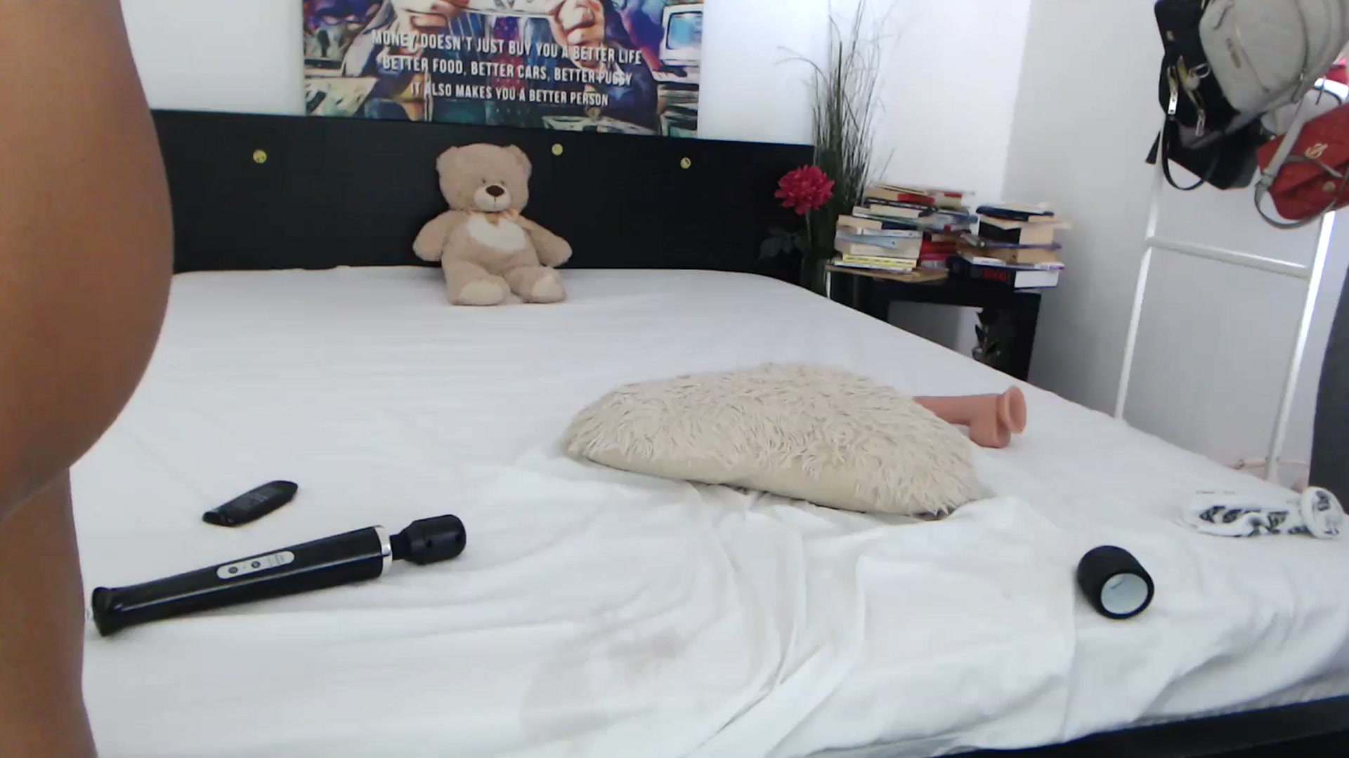 Gallery image thumbnail from InnaSense's myfreecams stream on, 02/26/2024, 13:14 image 8 of 20