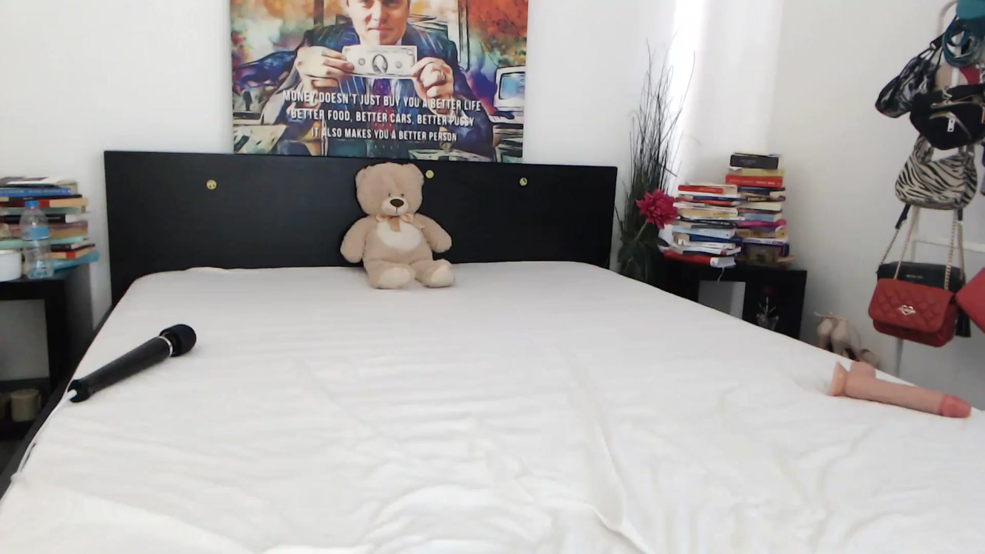 Gallery image thumbnail from InnaSense's myfreecams stream on, 05/21/2024, 13:11 image 20 of 20