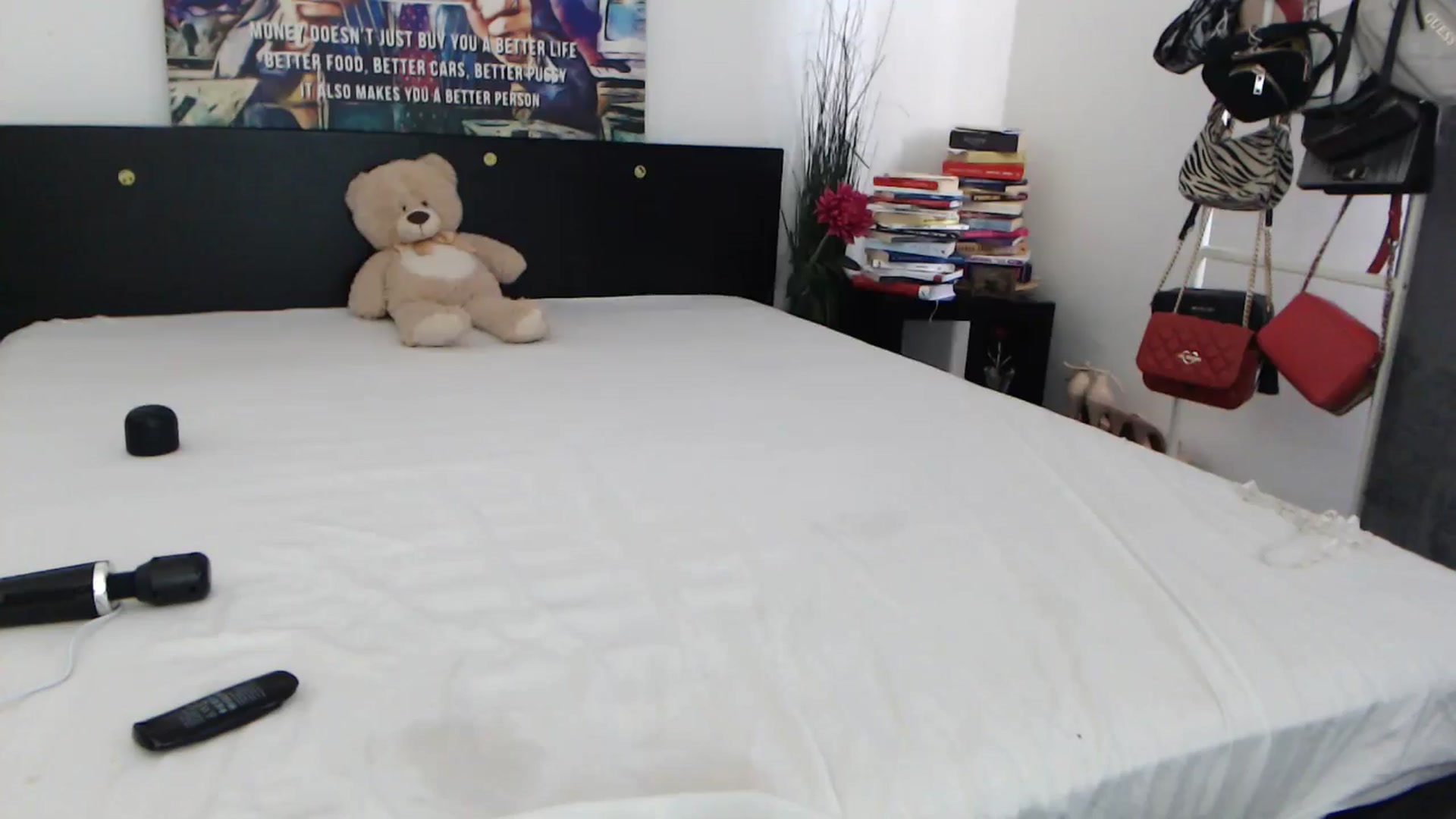 Gallery image thumbnail from InnaSense's myfreecams stream on, 05/23/2024, 12:44 image 18 of 20