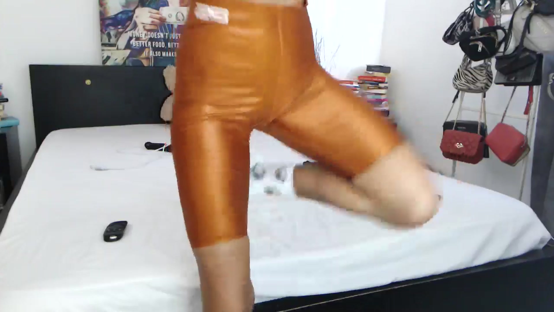 Gallery image thumbnail from InnaSense's myfreecams stream on, 07/20/2024, 12:40 image 20 of 20