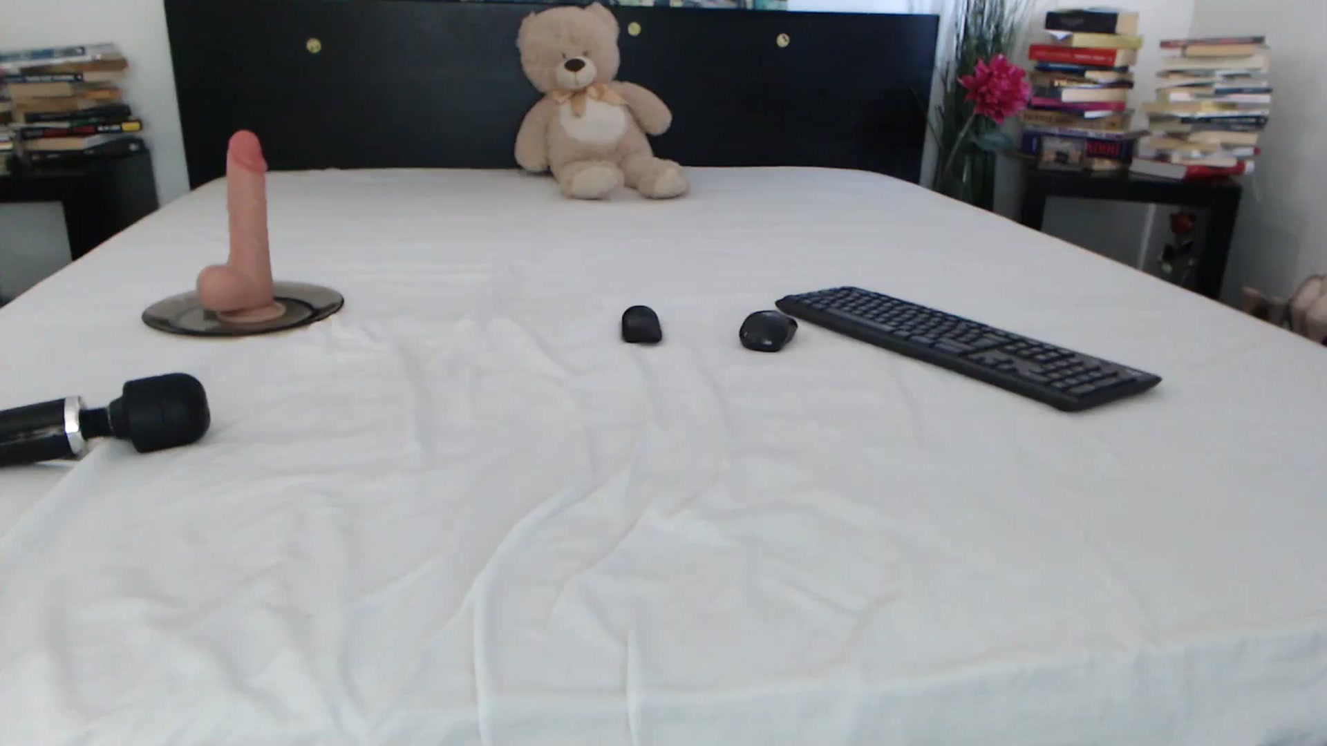 Gallery image thumbnail from InnaSense's myfreecams stream on, 08/20/2024, 11:01 image 10 of 20