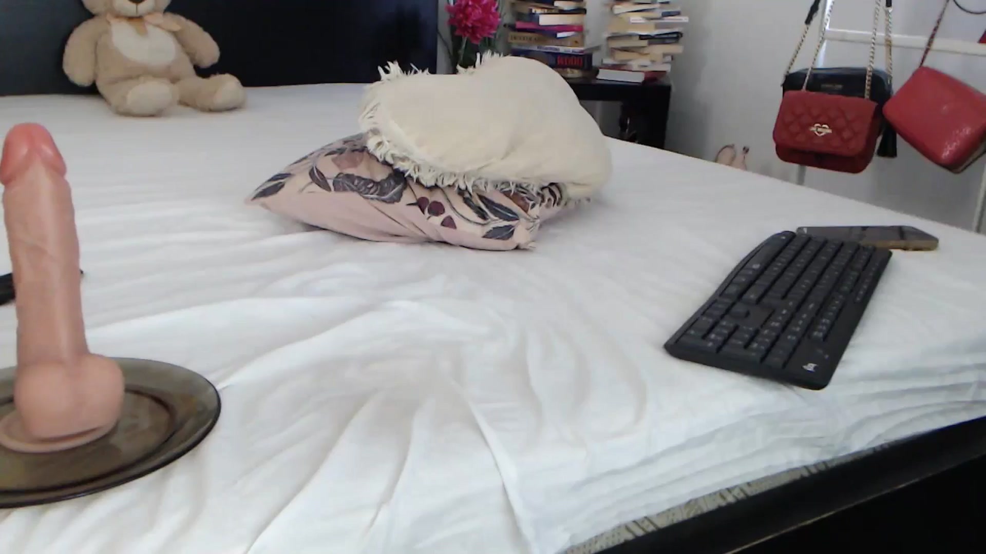 Gallery image thumbnail from InnaSense's myfreecams stream on, 08/31/2024, 11:34 image 2 of 20