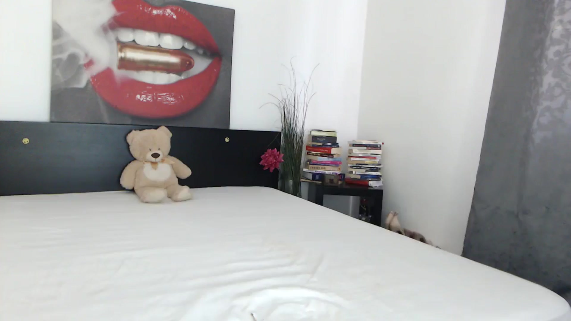 Gallery image thumbnail from InnaSense's myfreecams stream on, 11/09/2024, 13:24 image 9 of 20
