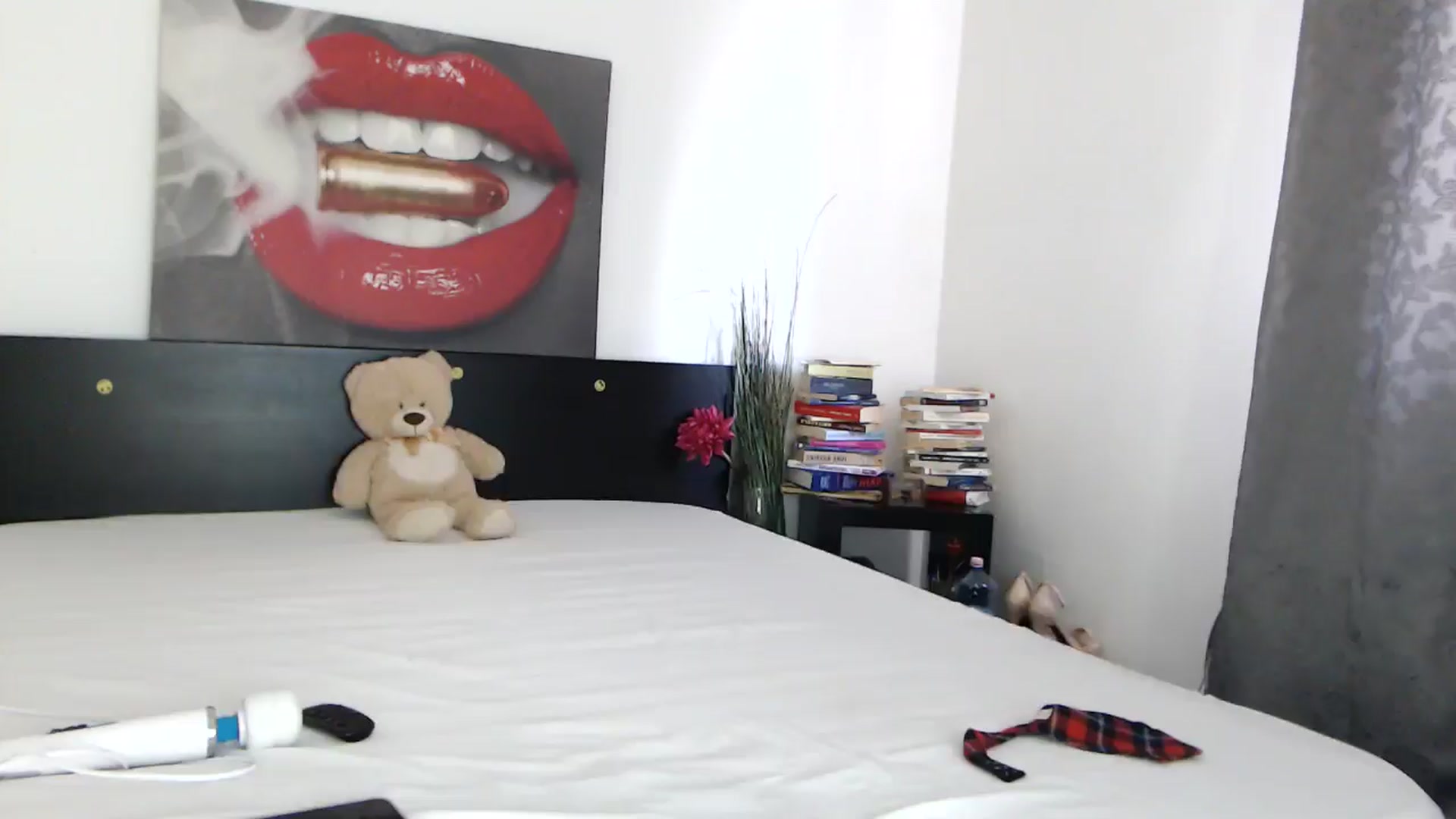 Gallery image thumbnail from InnaSense's myfreecams stream on, 11/21/2024, 12:12 image 19 of 20
