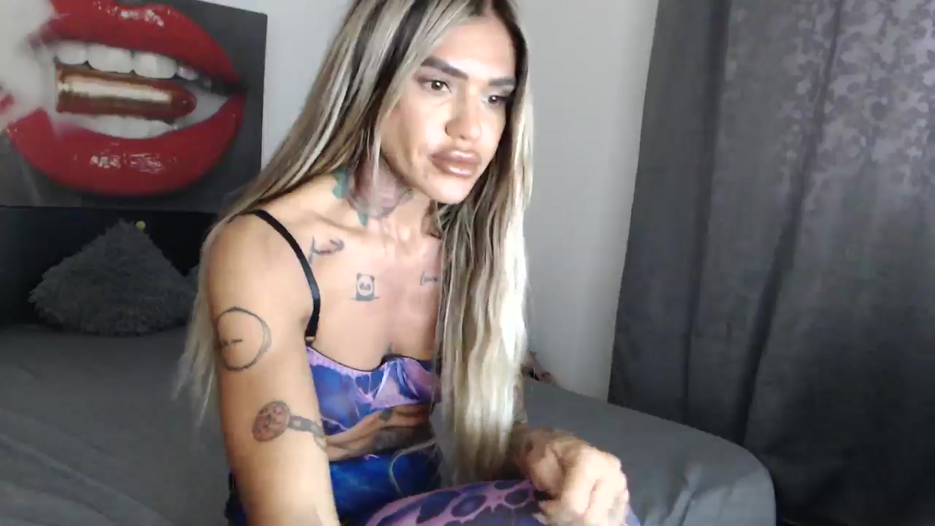 Gallery image thumbnail from InnaSense's myfreecams stream on, 11/29/2024, 13:38 image 20 of 20
