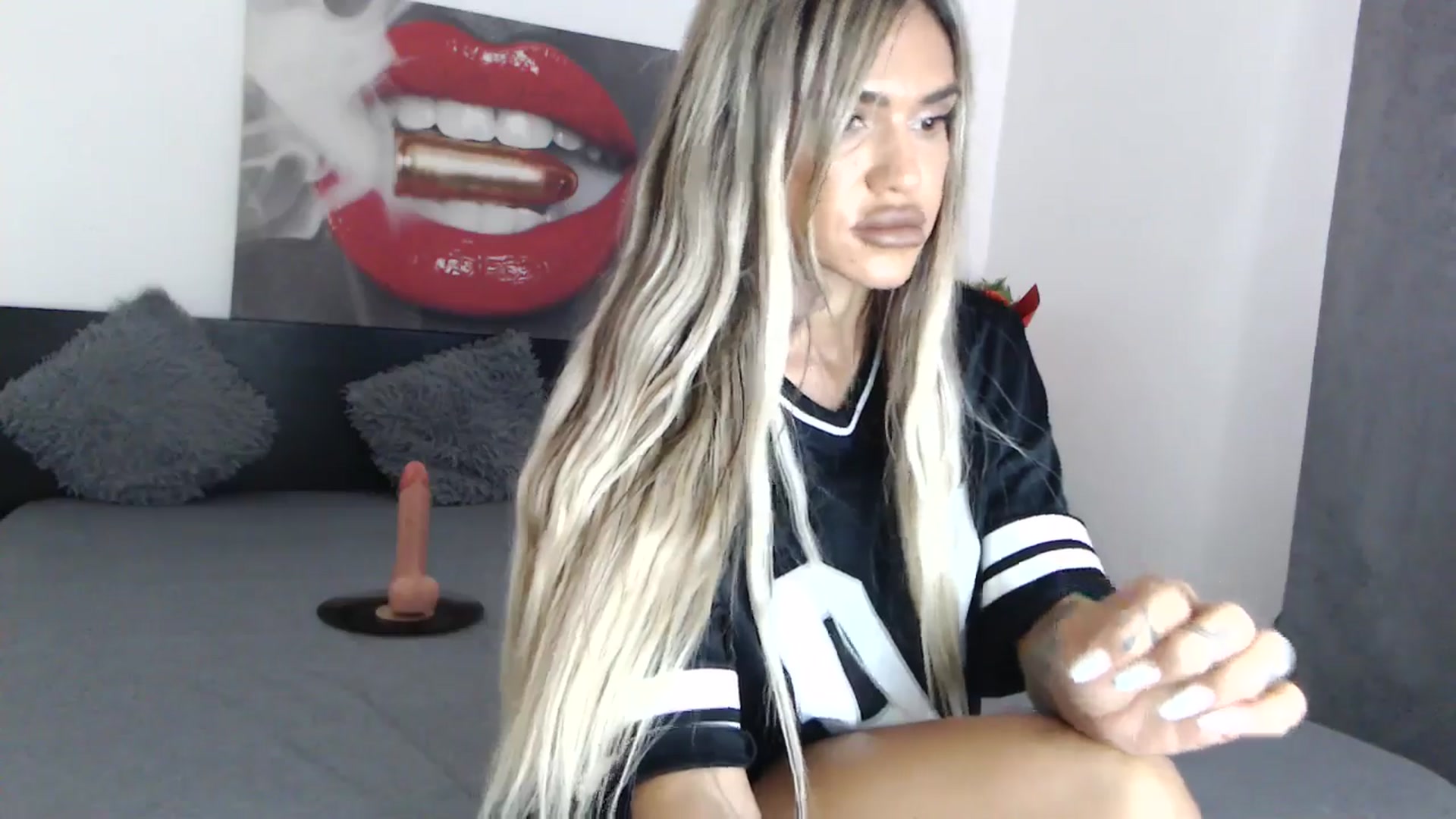 Gallery image thumbnail from InnaSense's myfreecams stream on, 12/11/2024, 10:48 image 15 of 20