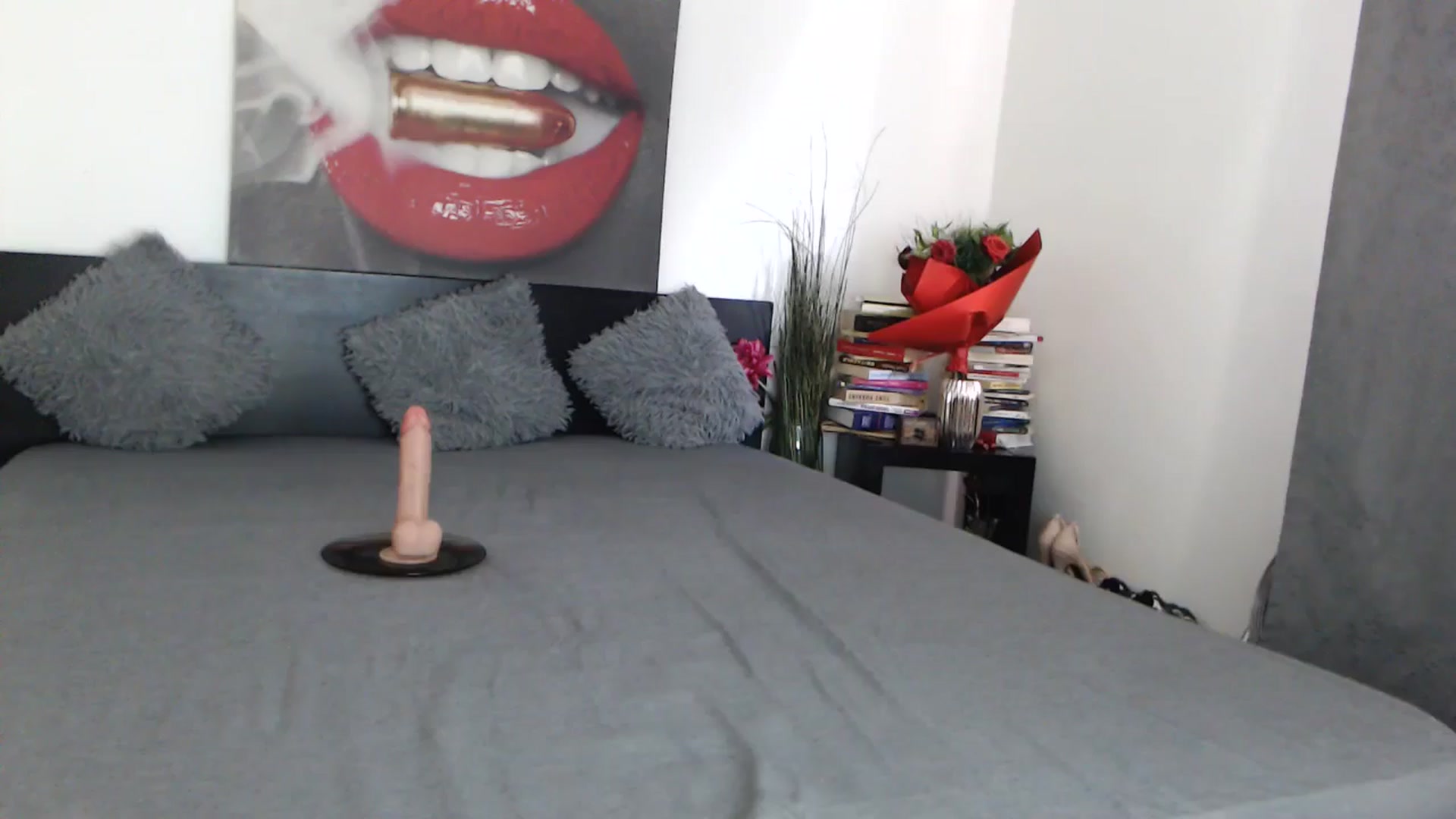 Gallery image thumbnail from InnaSense's myfreecams stream on, 12/11/2024, 10:48 image 19 of 20