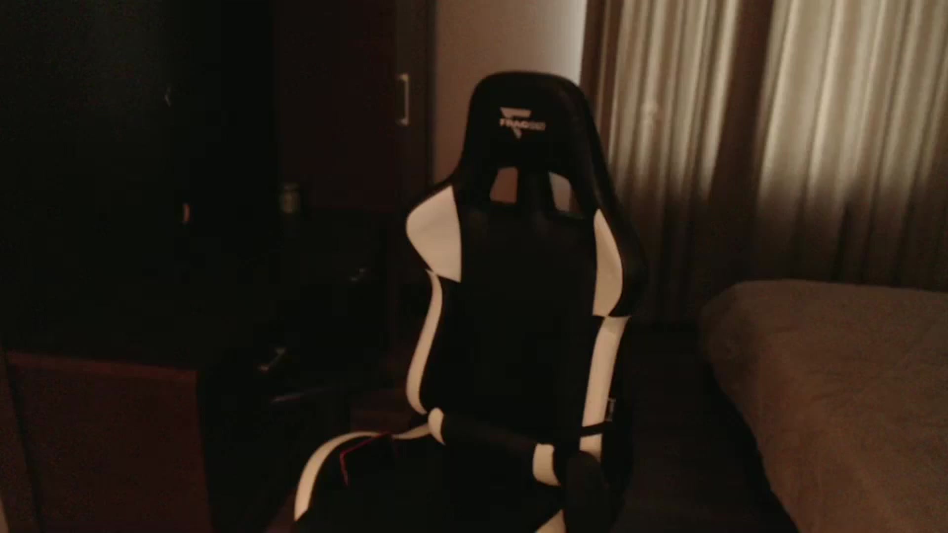 Gallery image thumbnail from InnaVeles's myfreecams stream on, 07/22/2024, 13:40 image 2 of 20