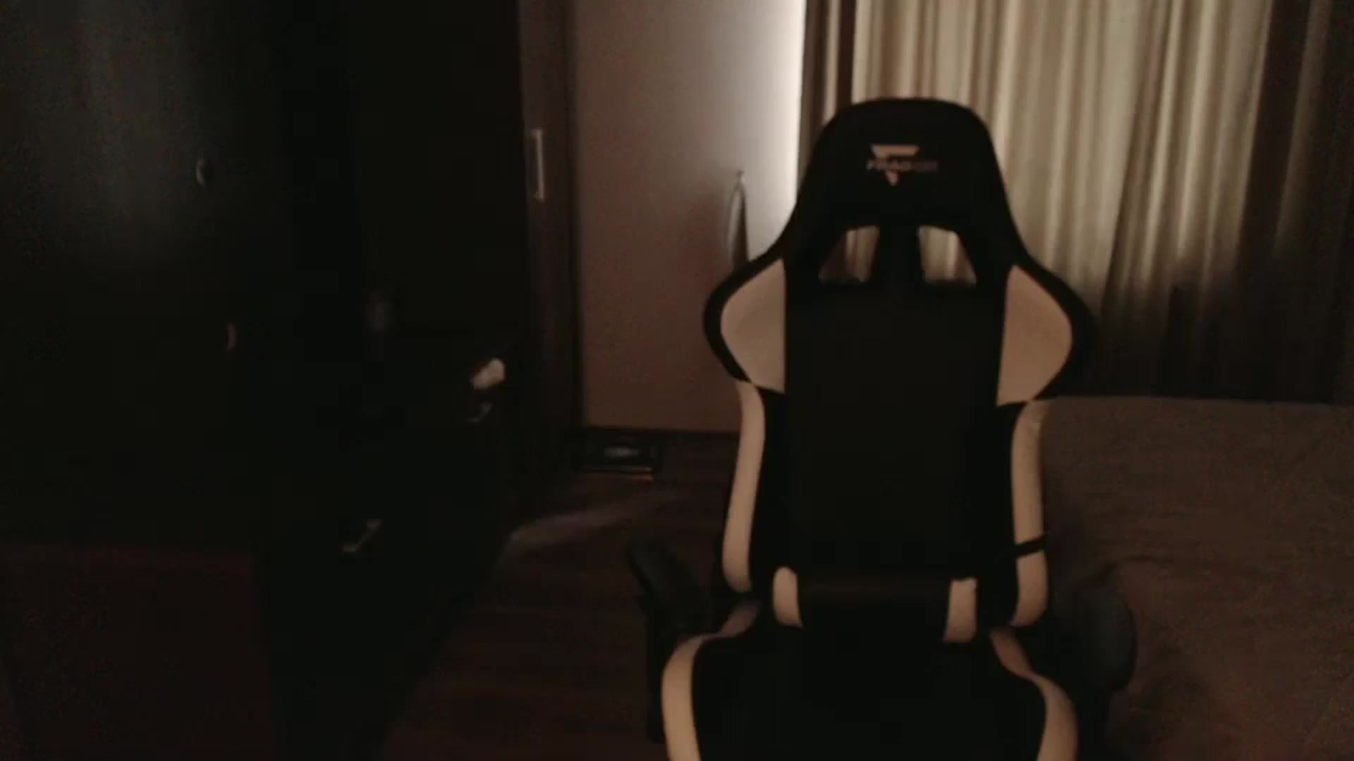 Gallery image thumbnail from InnaVeles's myfreecams stream on, 07/25/2024, 12:14 image 15 of 20