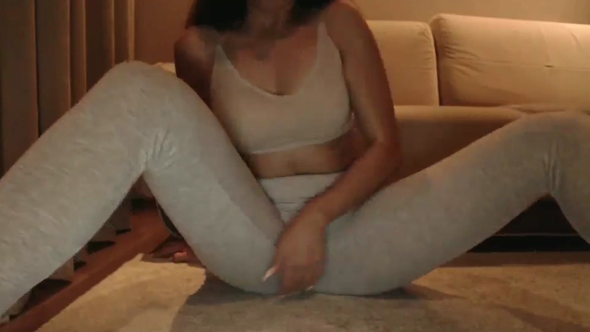 Gallery image thumbnail from InnaVeles's myfreecams stream on, 07/29/2024, 19:15 image 4 of 20