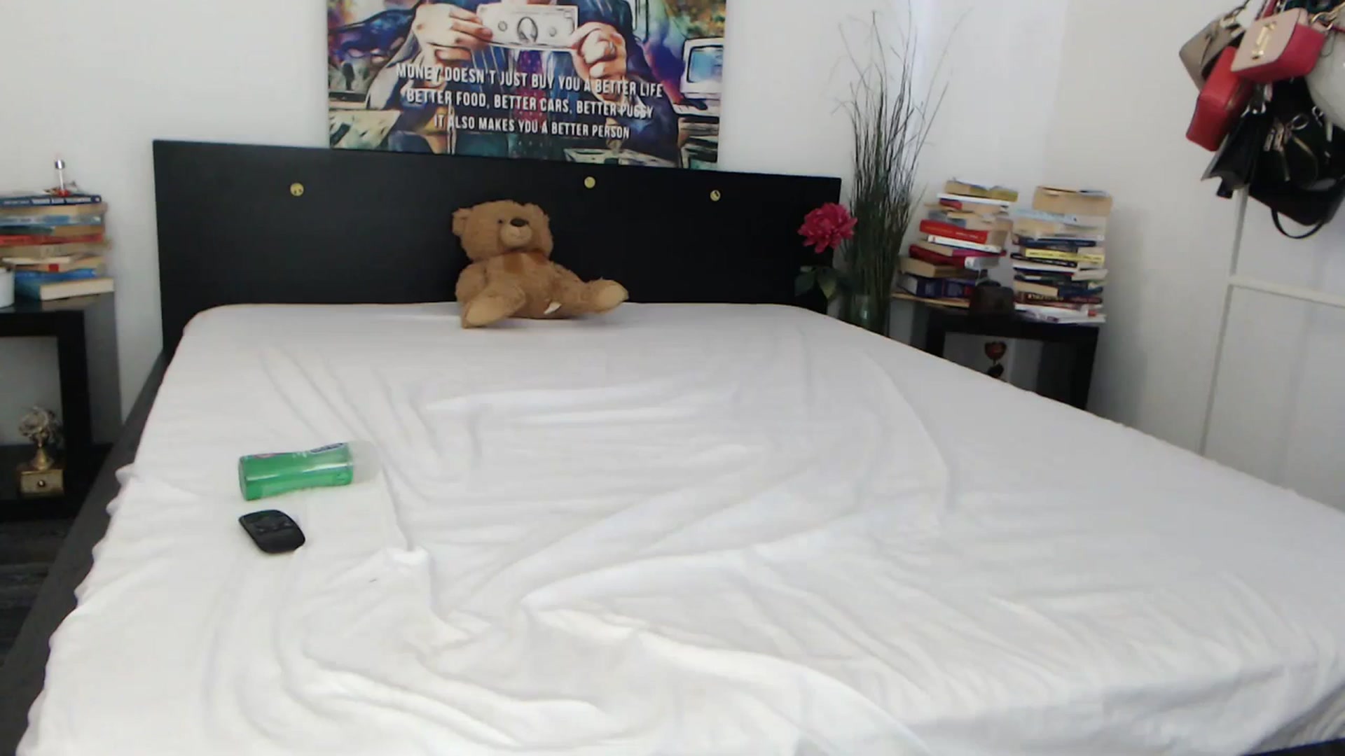 Gallery image thumbnail from Inna_12_YEARS's myfreecams stream on, 10/31/2023, 13:38 image 9 of 20