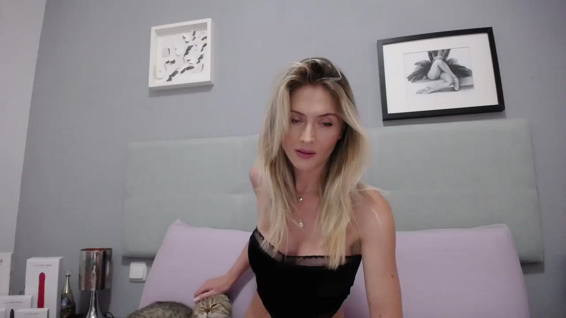Gallery image thumbnail from Inna_inna1's myfreecams stream on, 09/27/2023, 13:23 image 1 of 20