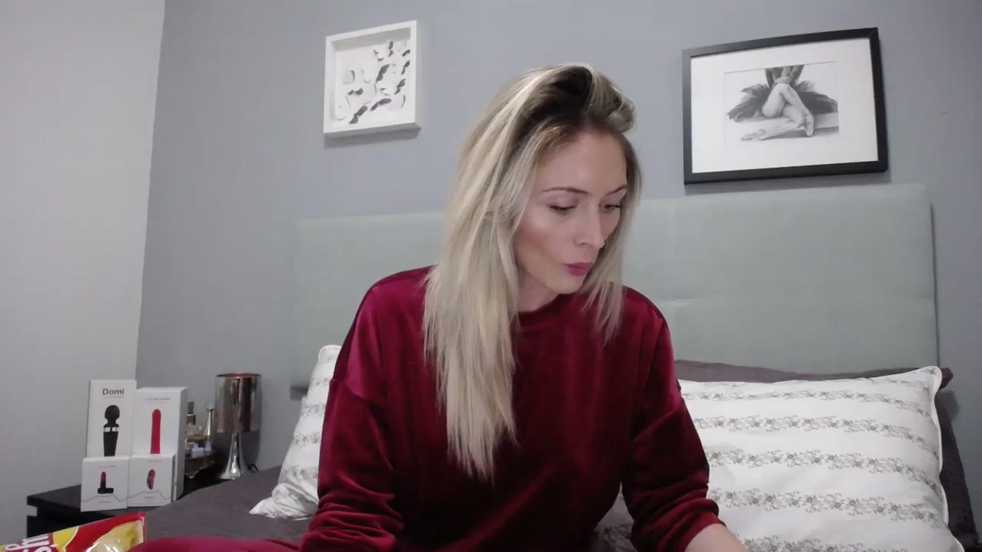 Gallery image thumbnail from Inna_inna1's myfreecams stream on, 12/05/2023, 14:50 image 8 of 20