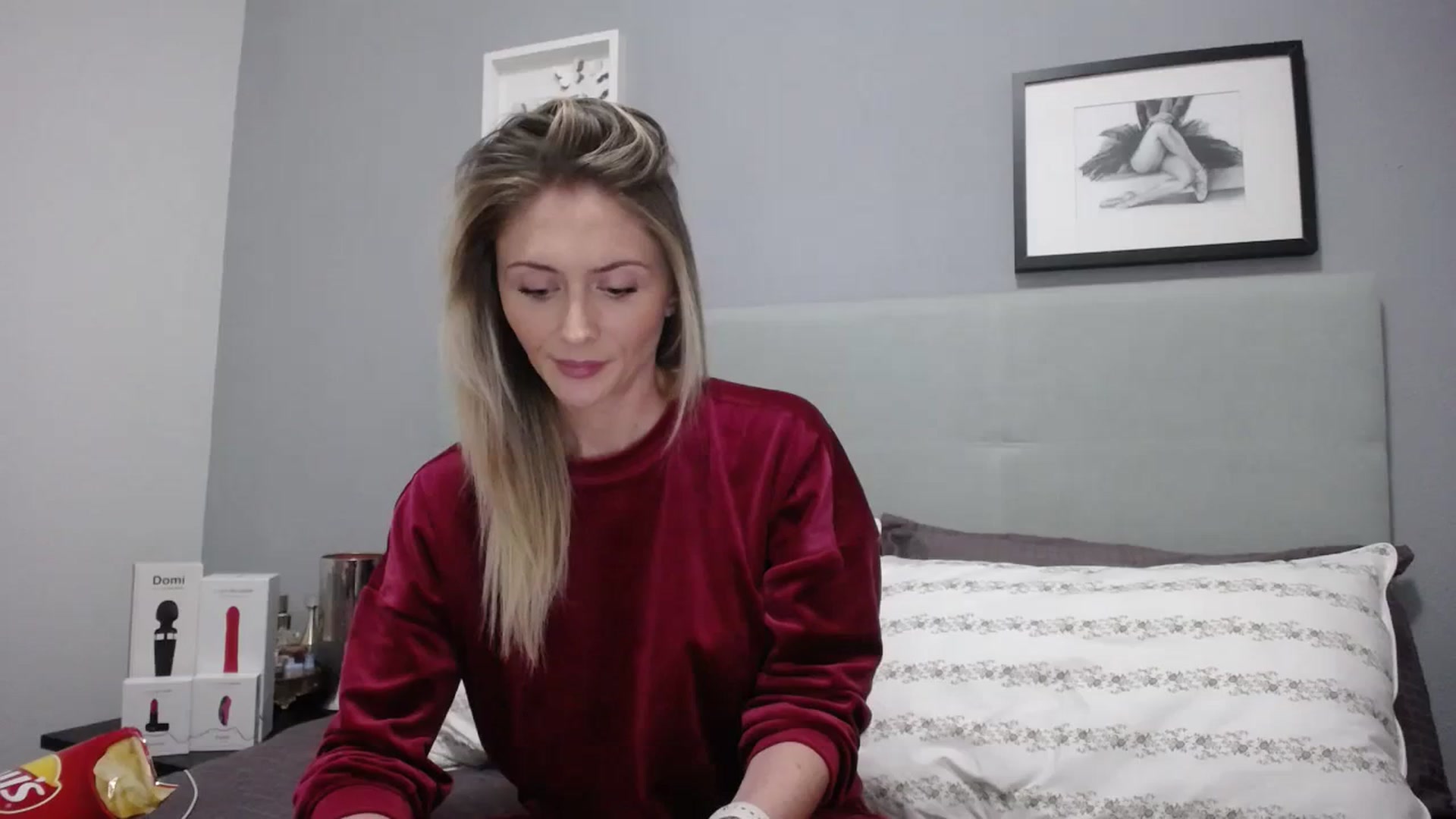 Gallery image thumbnail from Inna_inna1's myfreecams stream on, 12/05/2023, 14:50 image 4 of 20