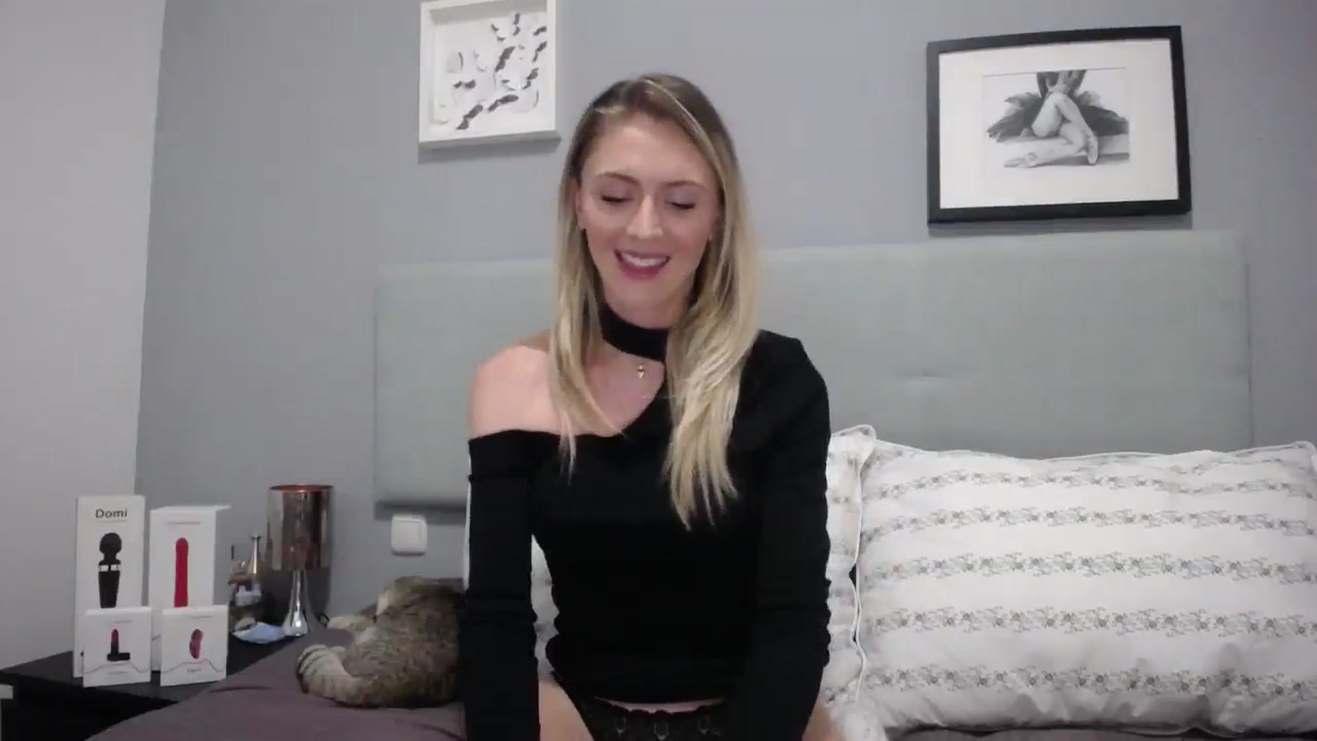 Gallery image thumbnail from Inna_inna1's myfreecams stream on, 12/07/2023, 14:58 image 4 of 20