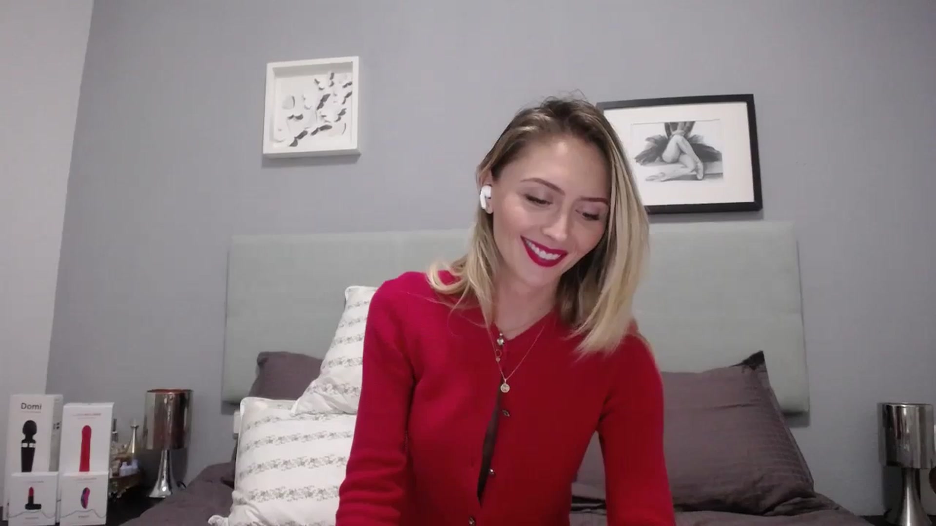 Gallery image thumbnail from Inna_inna1's myfreecams stream on, 12/08/2023, 15:46 image 16 of 20