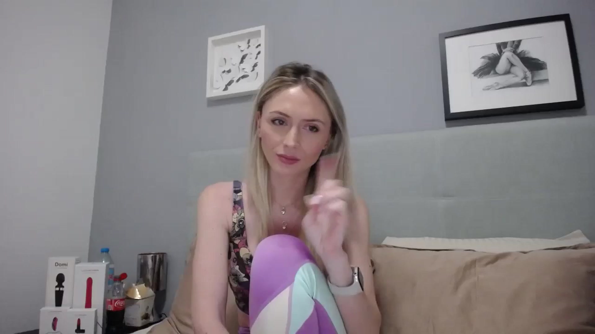 Gallery image thumbnail from Inna_inna1's myfreecams stream on, 03/21/2024, 16:21 image 4 of 20