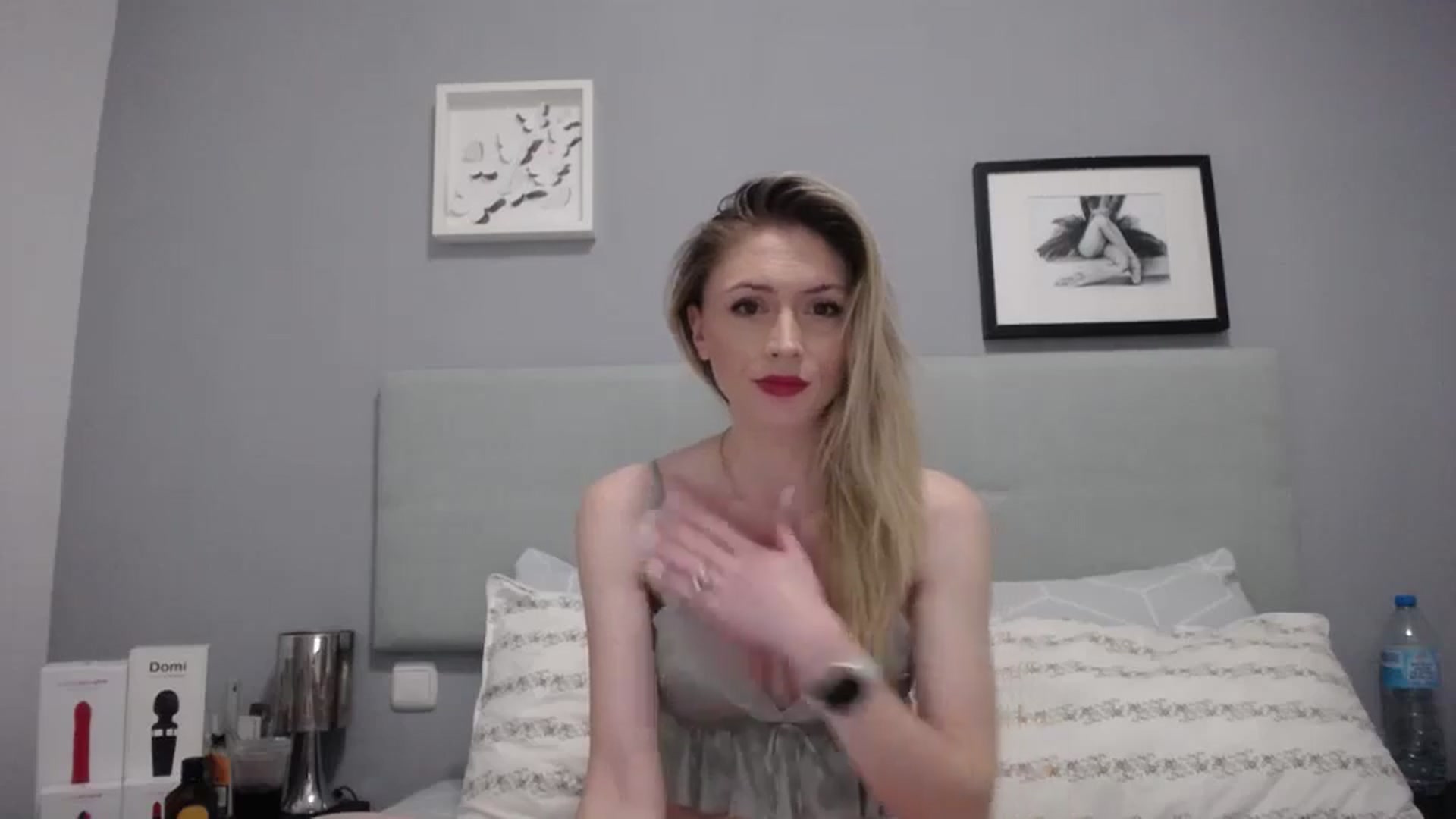 Gallery image thumbnail from Inna_inna1's myfreecams stream on, 05/30/2024, 15:06 image 12 of 20