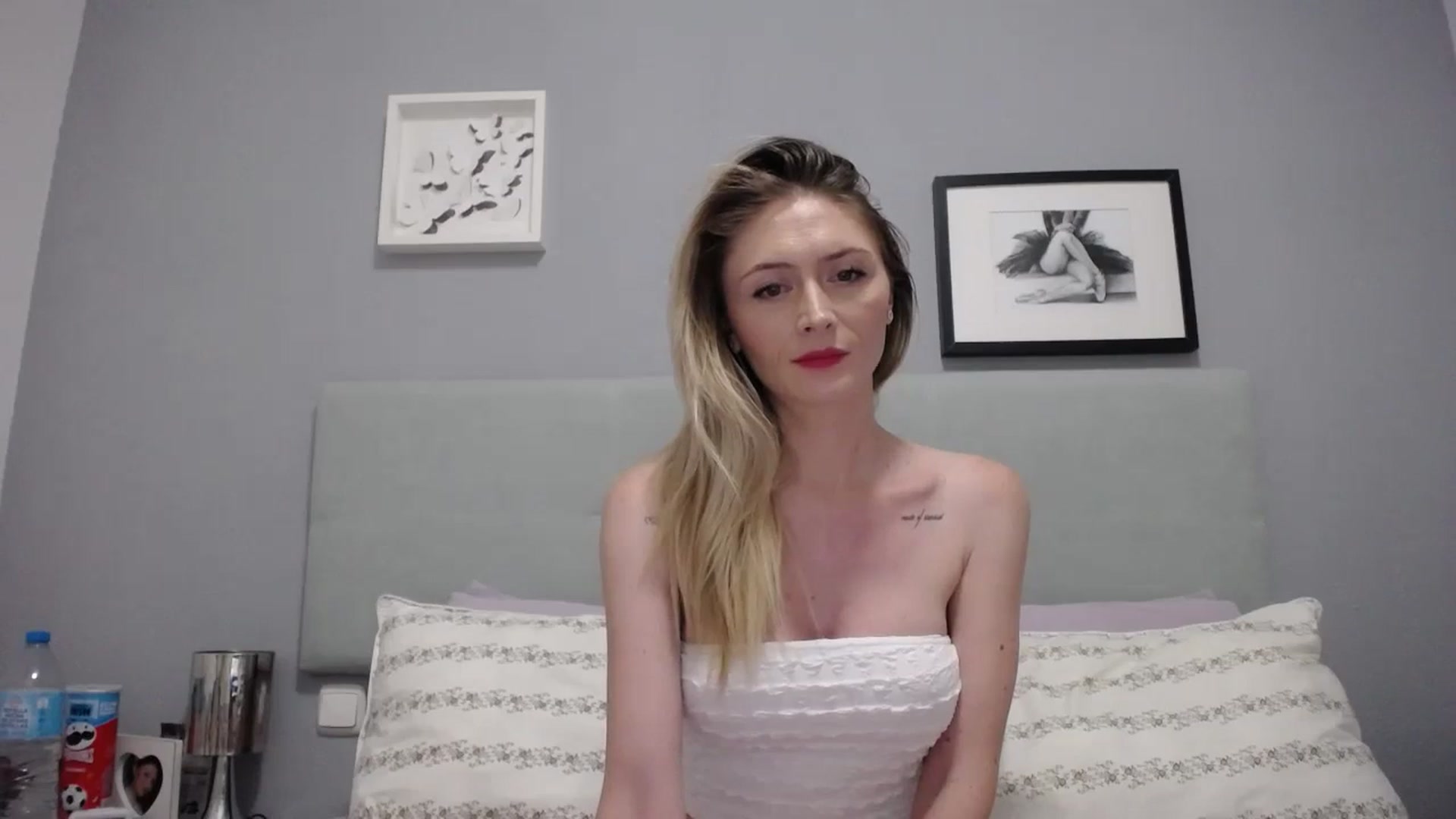 Gallery image thumbnail from Inna_inna1's myfreecams stream on, 07/02/2024, 13:55 image 4 of 20
