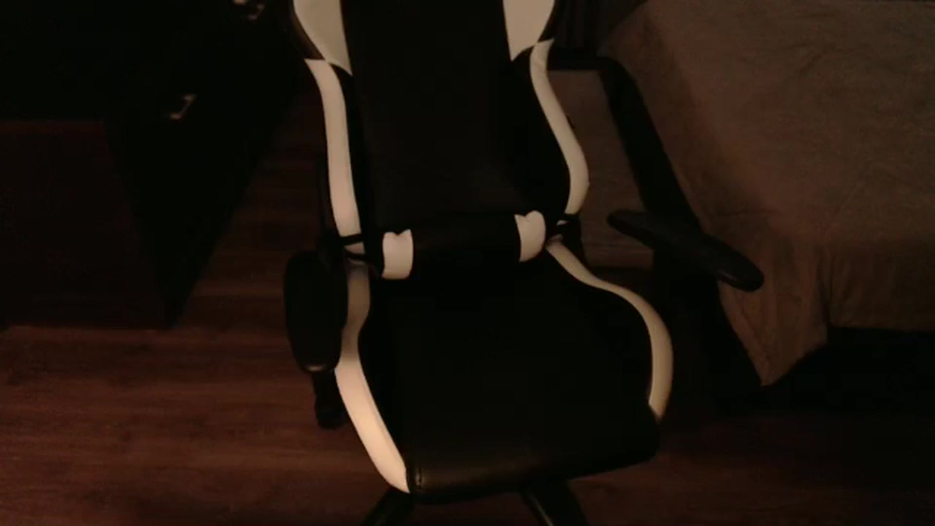 Gallery image thumbnail from Innaaaaaa's myfreecams stream on, 06/24/2025, 12:29 image 20 of 20