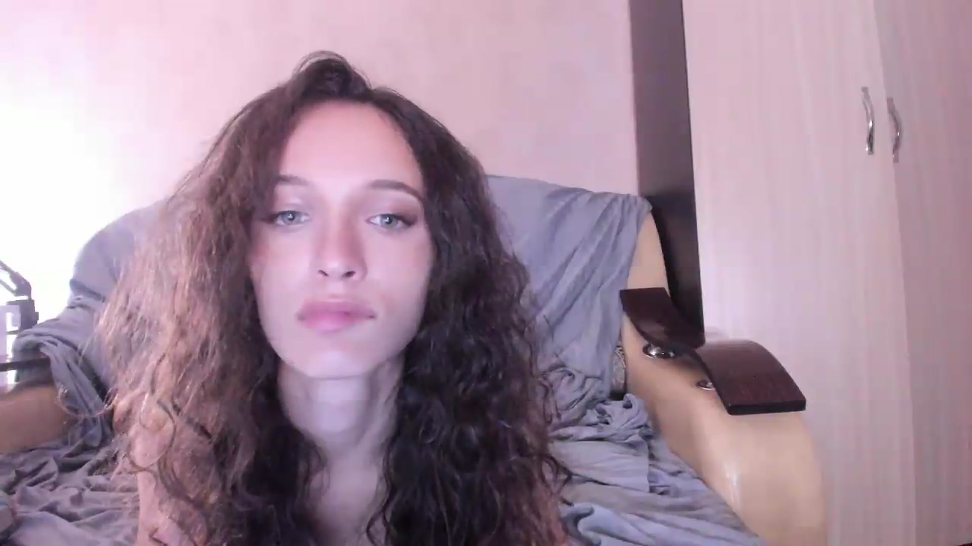 Gallery image thumbnail from InnocentEve_'s myfreecams stream on, 07/22/2026, 01:06 image 16 of 20