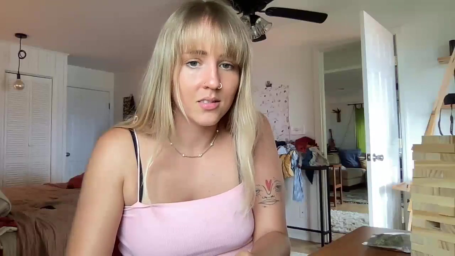 Gallery image thumbnail from InnocentIv's myfreecams stream on, 06/15/2023, 21:46 image 17 of 20