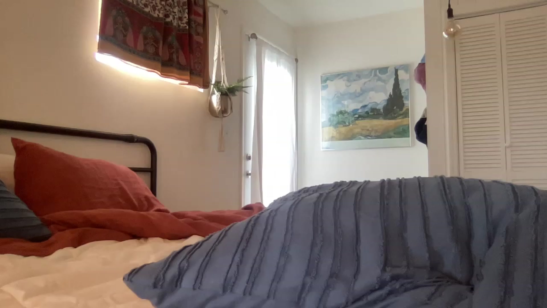 Gallery image thumbnail from InnocentIvy22's myfreecams stream on, 02/18/2023, 21:32 image 6 of 20