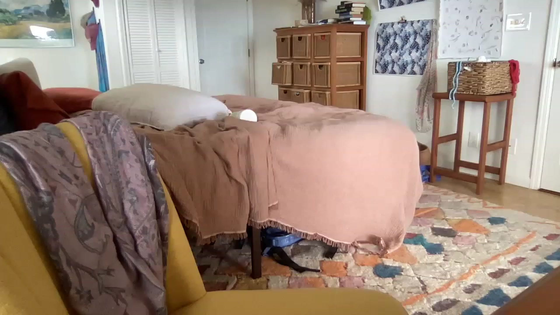 Gallery image thumbnail from InnocentIvy22's myfreecams stream on, 04/01/2023, 21:23 image 9 of 20