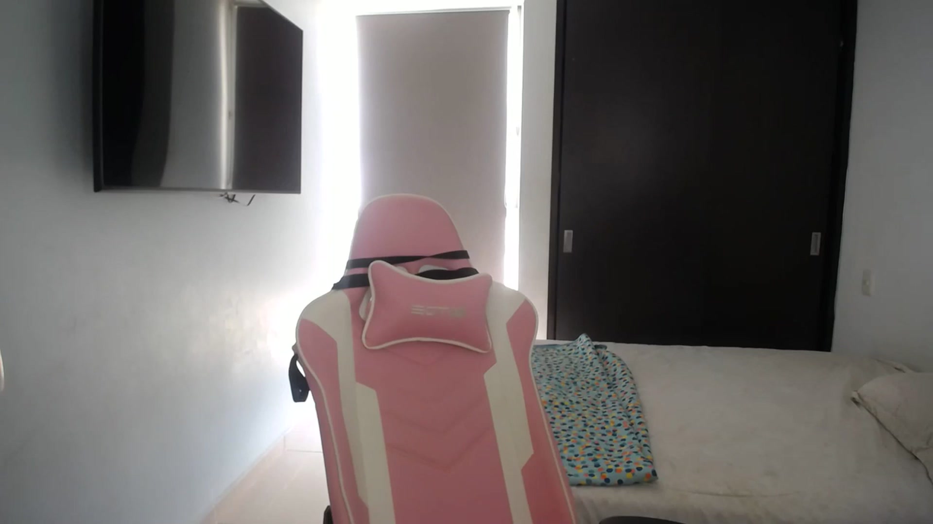 Gallery image thumbnail from InnocentJen's myfreecams stream on, 01/20/2024, 16:20 image 20 of 20