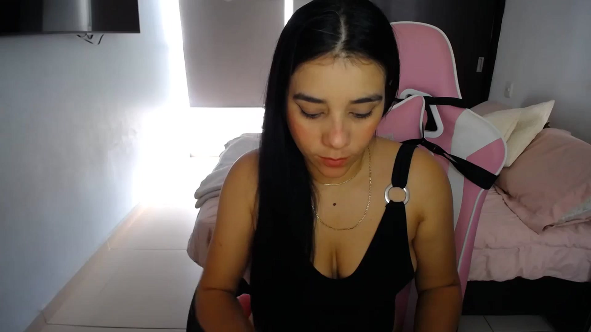 Gallery image thumbnail from InnocentJen's myfreecams stream on, 02/26/2024, 14:12 image 13 of 20