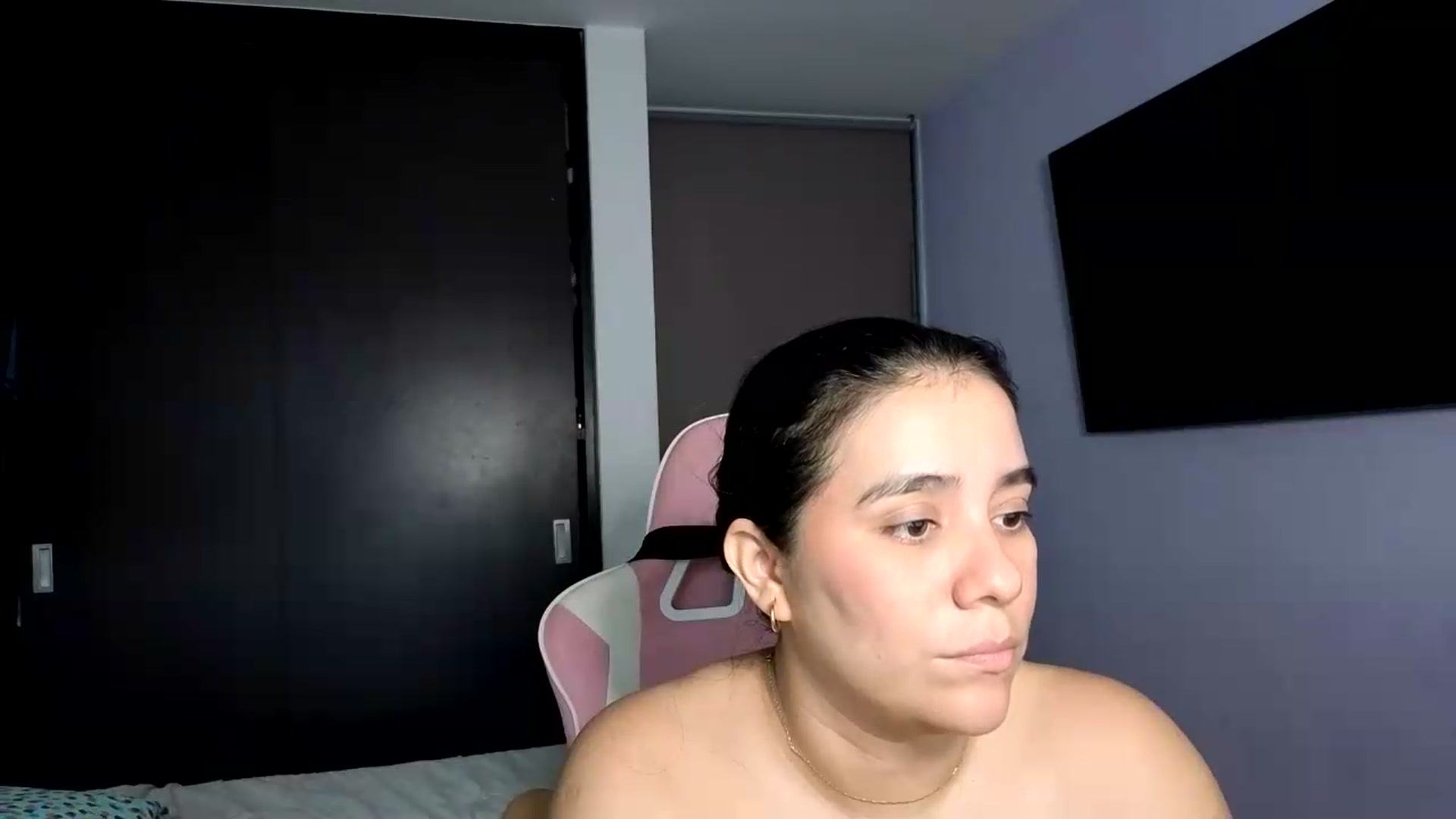 Gallery image thumbnail from InnocentJen's myfreecams stream on, 08/18/2026, 10:12 image 20 of 20