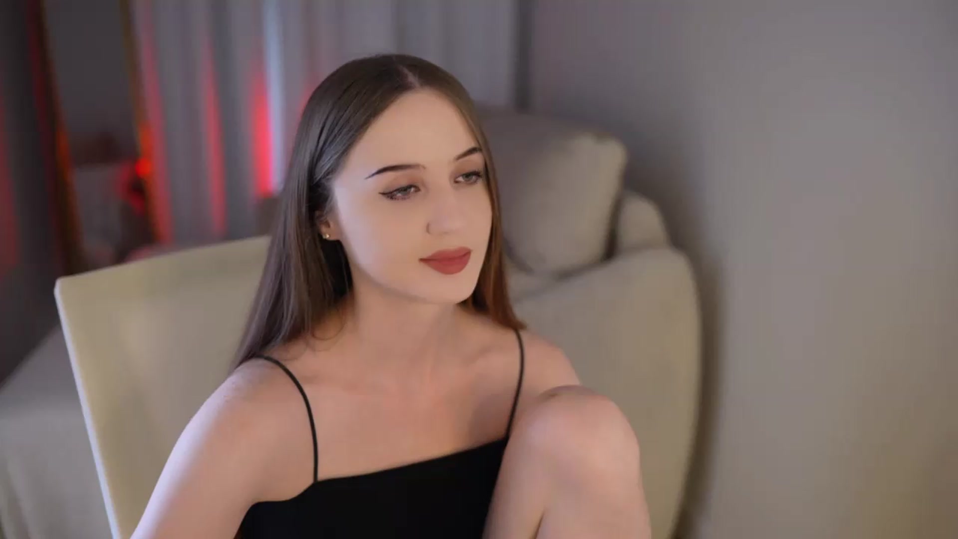 Gallery image thumbnail from InnocentS0ul's myfreecams stream on, 08/04/2026, 07:43 image 14 of 20