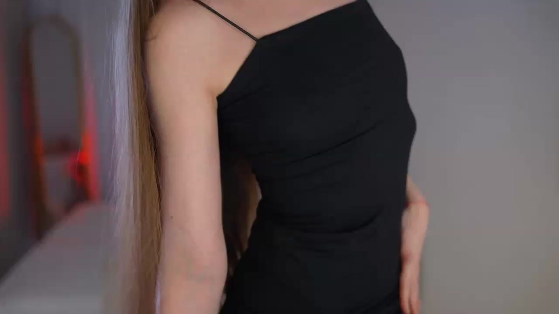 Gallery image thumbnail from InnocentS0ul's myfreecams stream on, 08/04/2026, 10:54 image 11 of 20