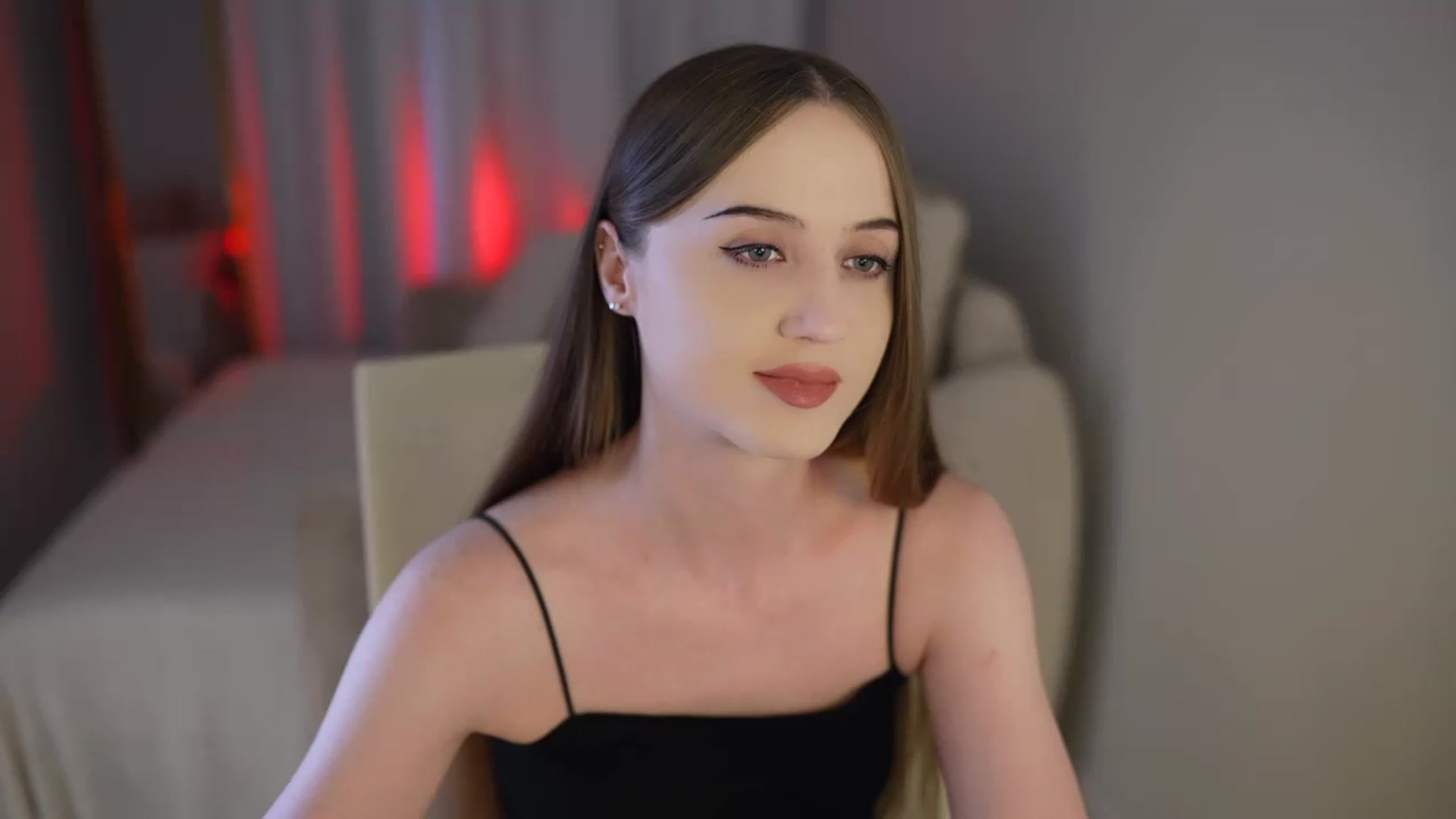 Gallery image thumbnail from InnocentS0ul's myfreecams stream on, 08/04/2026, 11:51 image 9 of 20