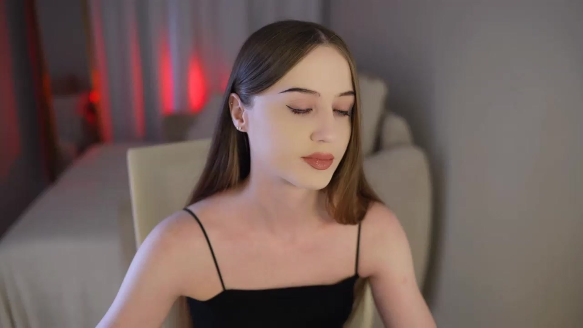 Gallery image thumbnail from InnocentS0ul's myfreecams stream on, 08/04/2026, 11:51 image 3 of 20
