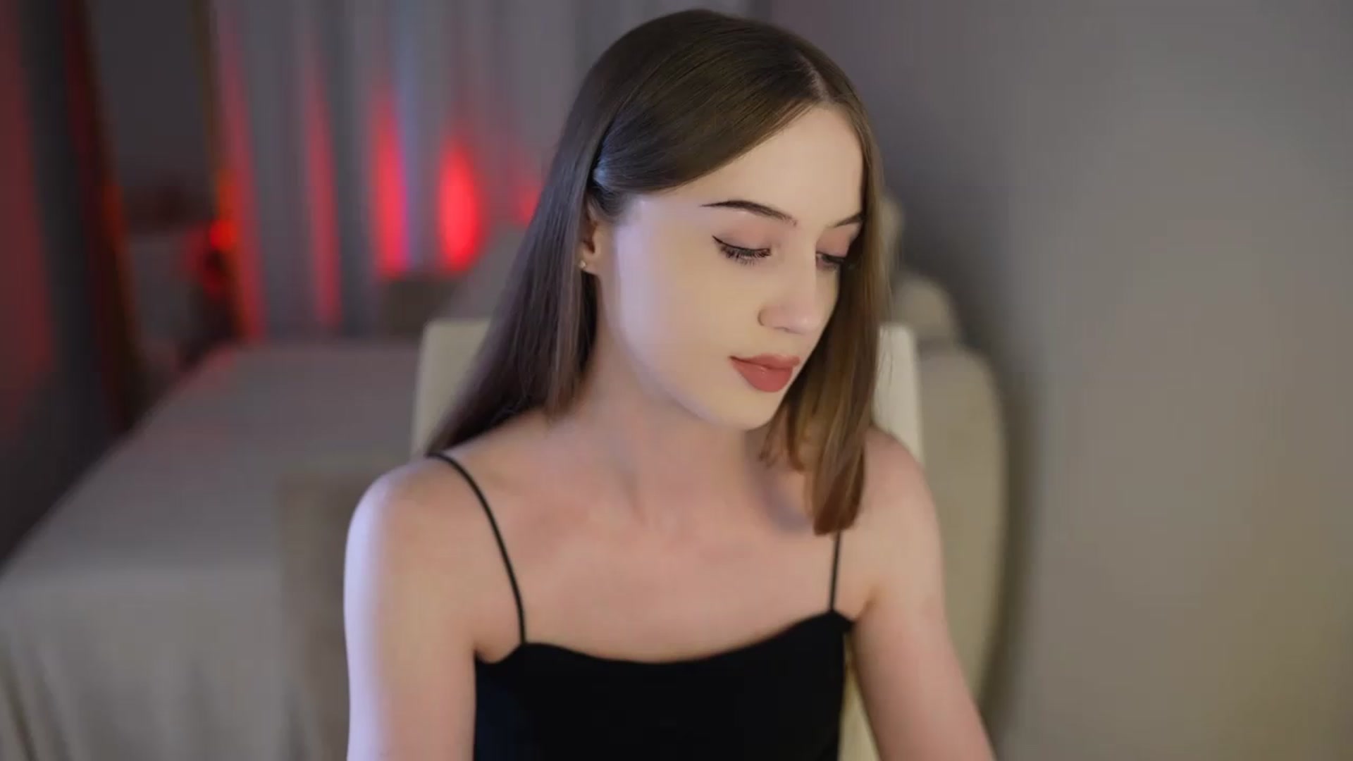 Gallery image thumbnail from InnocentS0ul's myfreecams stream on, 08/04/2026, 12:55 image 5 of 20