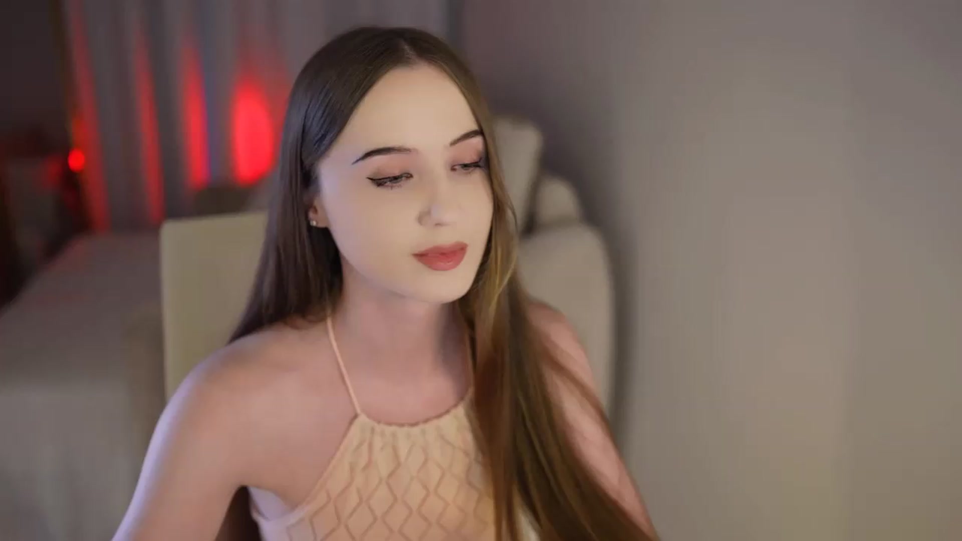 Gallery image thumbnail from InnocentS0ul's myfreecams stream on, 08/17/2026, 15:47 image 12 of 20