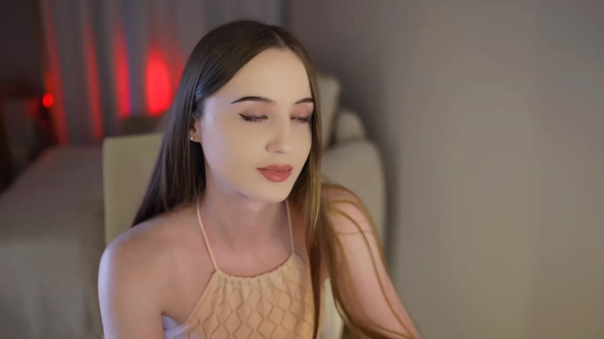 Gallery image thumbnail from InnocentS0ul's myfreecams stream on, 08/17/2026, 15:47 image 6 of 20