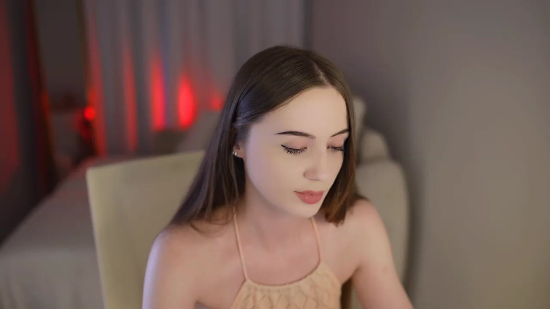 Gallery image thumbnail from InnocentSoul's myfreecams stream on, 08/03/2026, 15:59 image 18 of 20