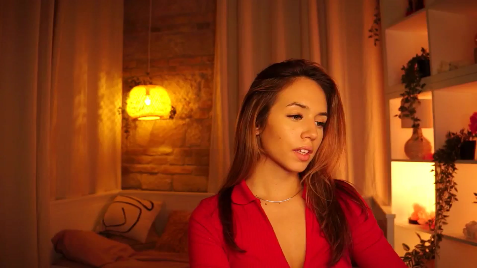 Gallery image thumbnail from Innocent_Fox's myfreecams stream on, 09/24/2024, 16:11 image 13 of 20