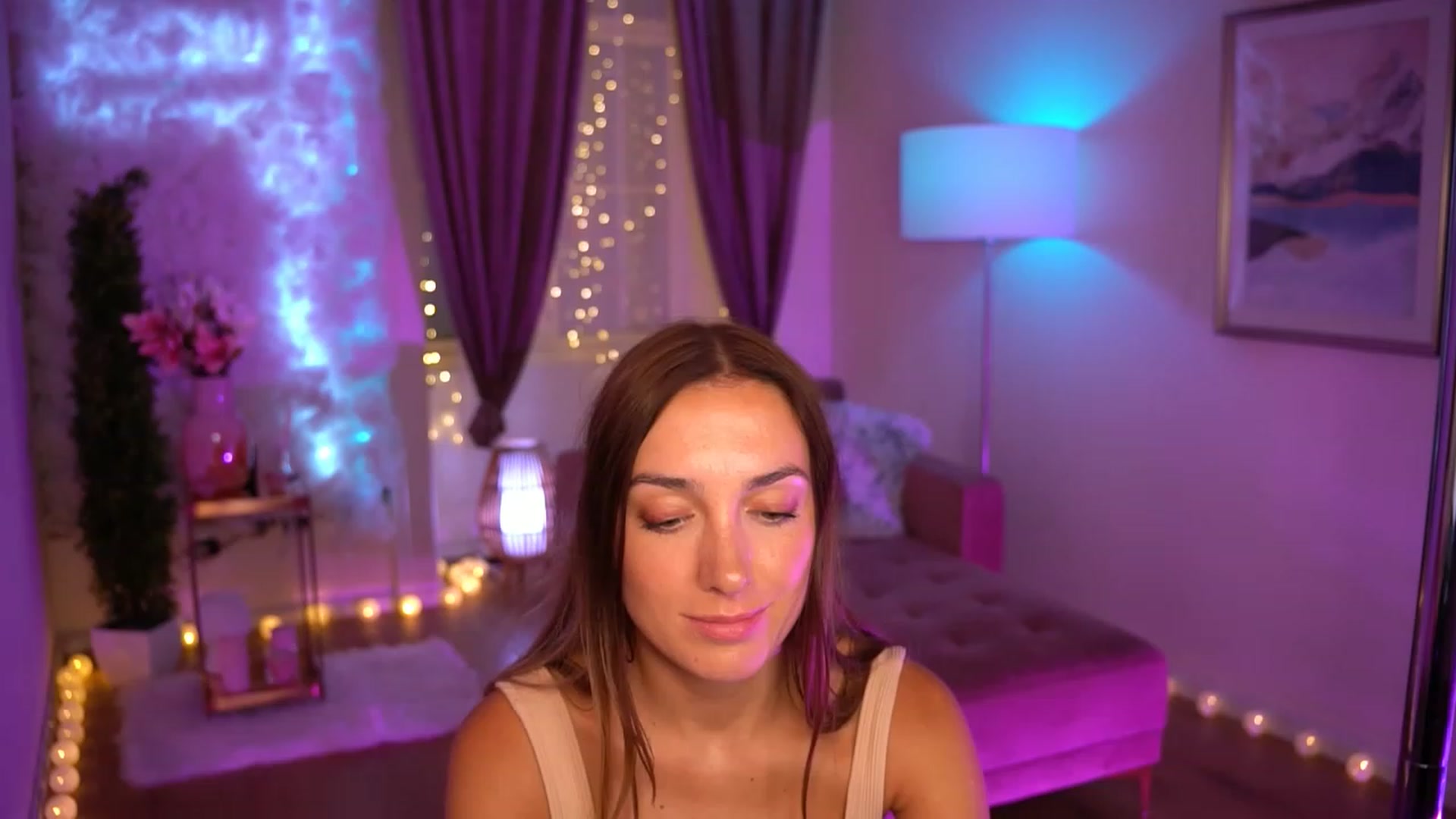 Gallery image thumbnail from Innocent_Lea's myfreecams stream on, 09/24/2023, 18:47 image 1 of 20