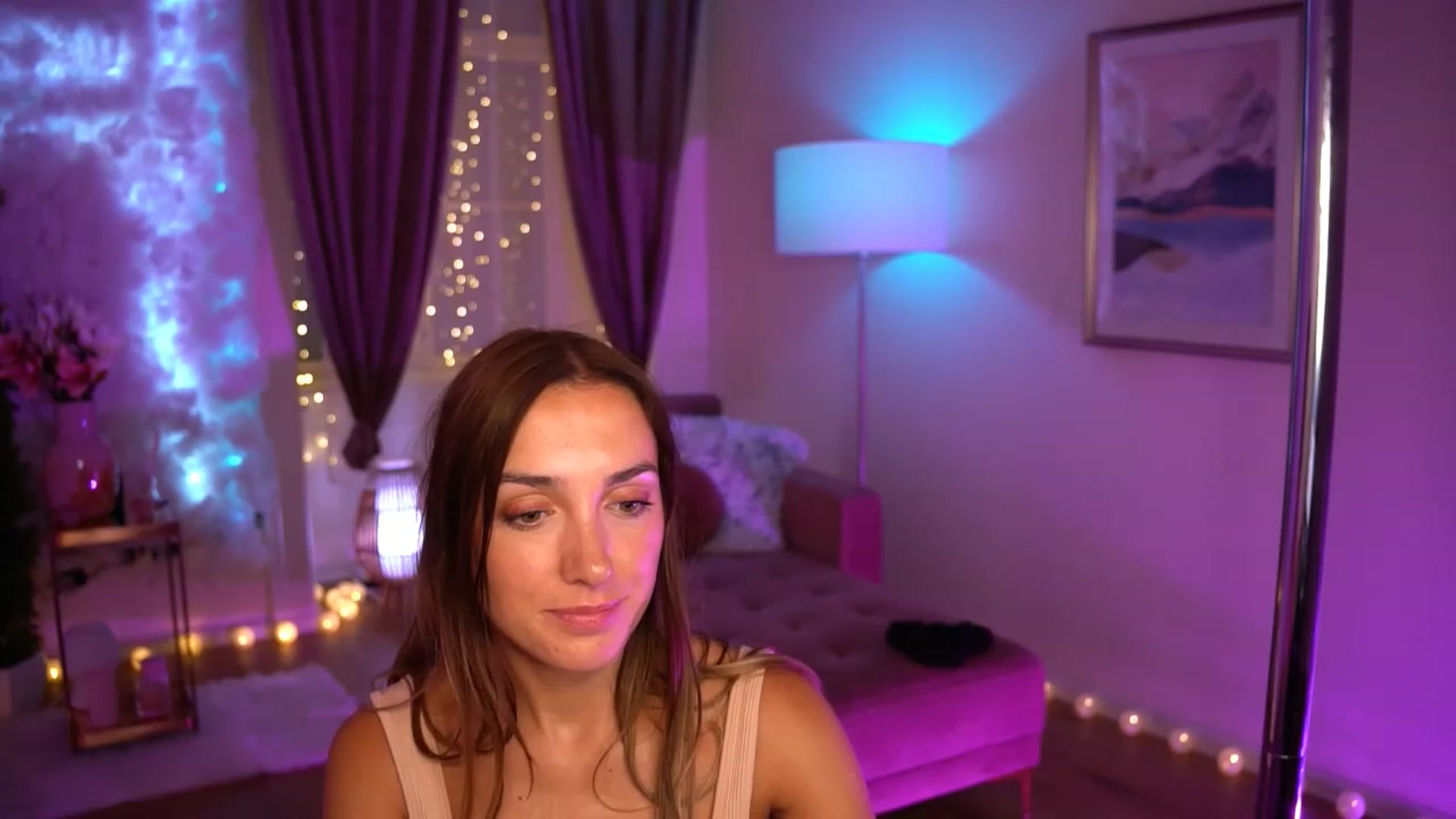 Gallery image thumbnail from Innocent_Lea's myfreecams stream on, 09/24/2023, 19:58 image 2 of 20