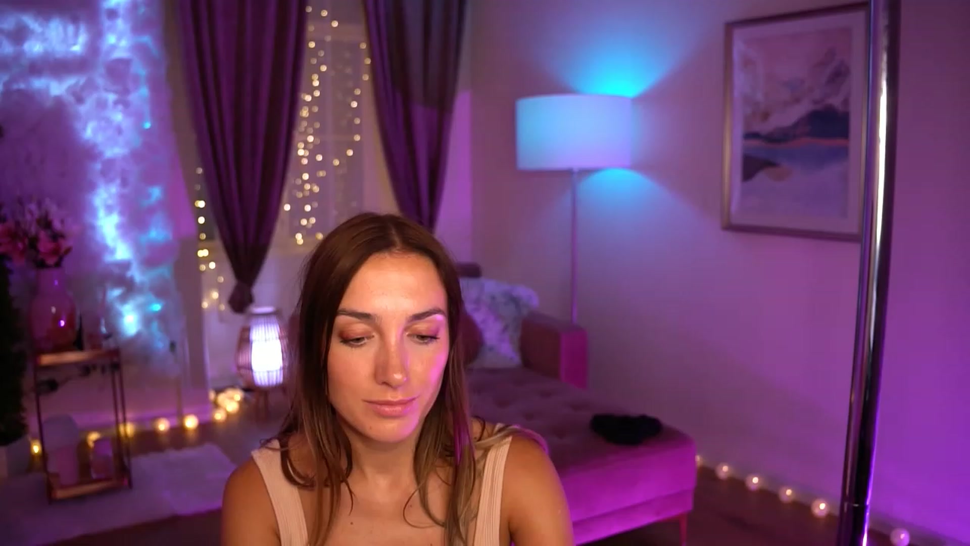 Gallery image thumbnail from Innocent_Lea's myfreecams stream on, 09/24/2023, 19:58 image 1 of 20