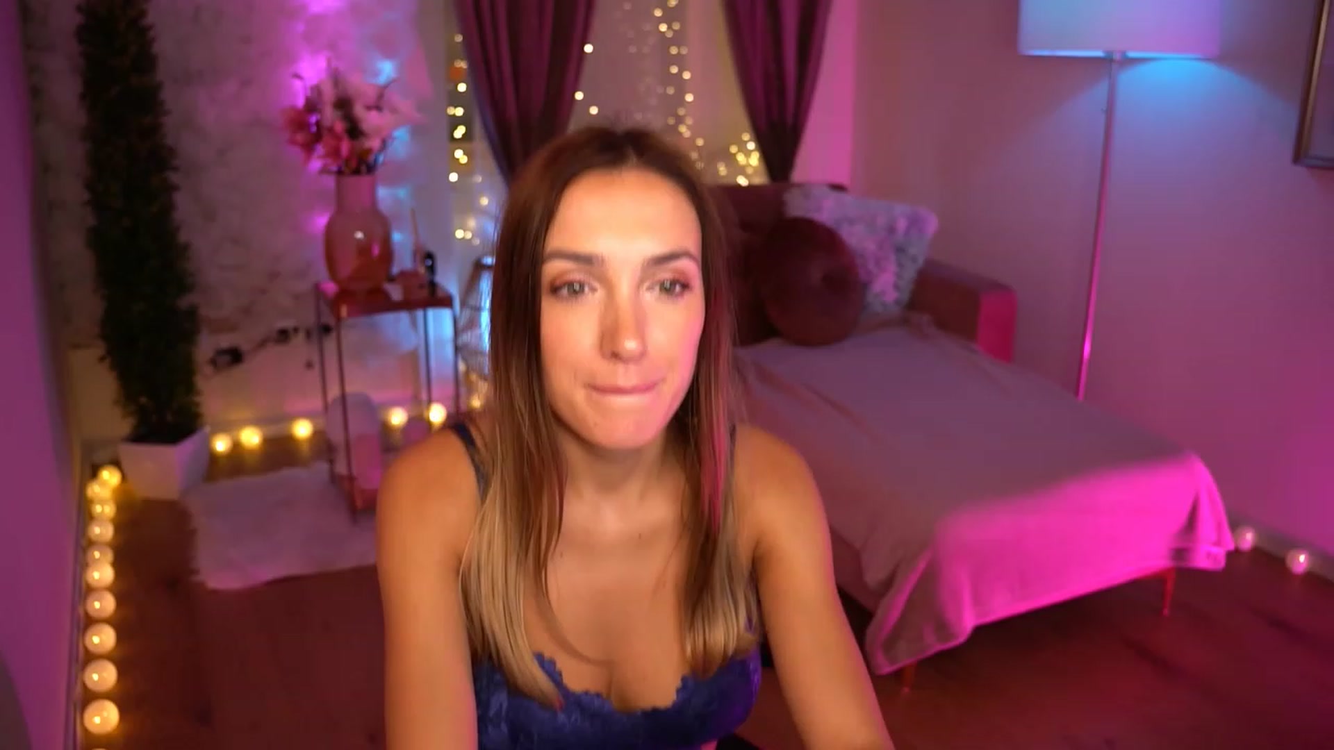 Gallery image thumbnail from Innocent_Lea's myfreecams stream on, 10/18/2023, 20:42 image 19 of 20