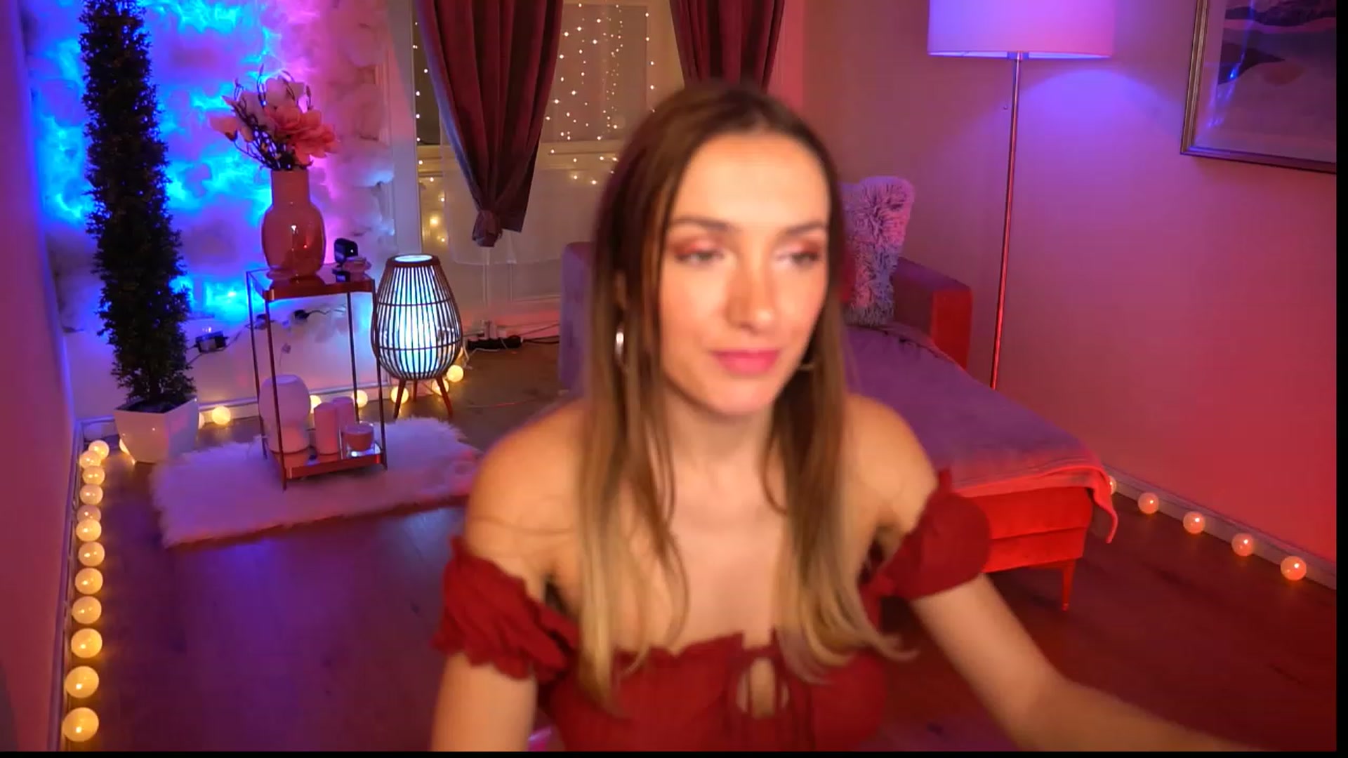 Gallery image thumbnail from Innocent_Lea's myfreecams stream on, 11/22/2023, 23:05 image 1 of 20