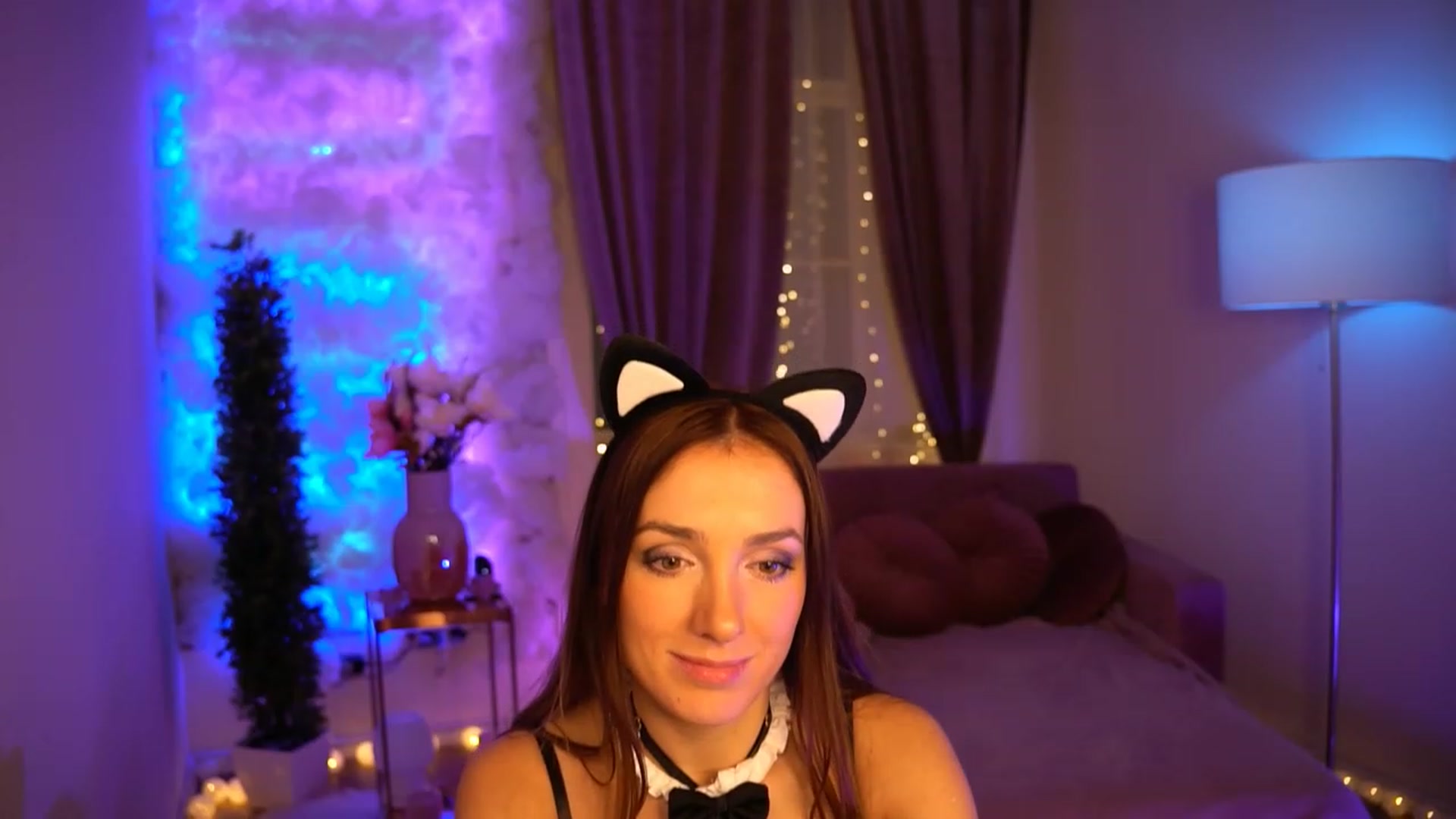 Gallery image thumbnail from Innocent_Lea's myfreecams stream on, 12/26/2023, 23:50 image 8 of 20