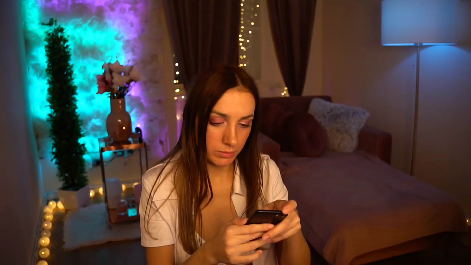 Gallery image thumbnail from Innocent_Lea's myfreecams stream on, 12/29/2023, 21:09 image 4 of 20