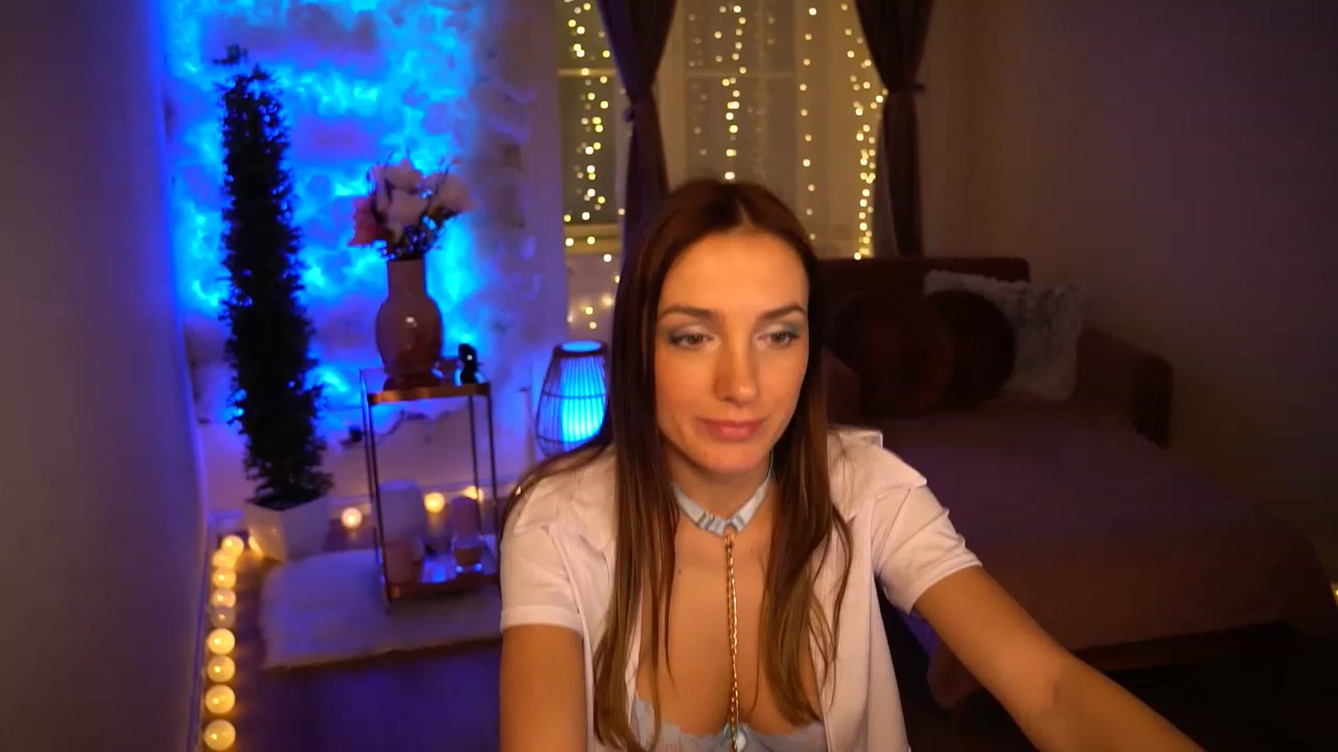 Gallery image thumbnail from Innocent_Lea's myfreecams stream on, 01/06/2024, 24:08 image 1 of 20