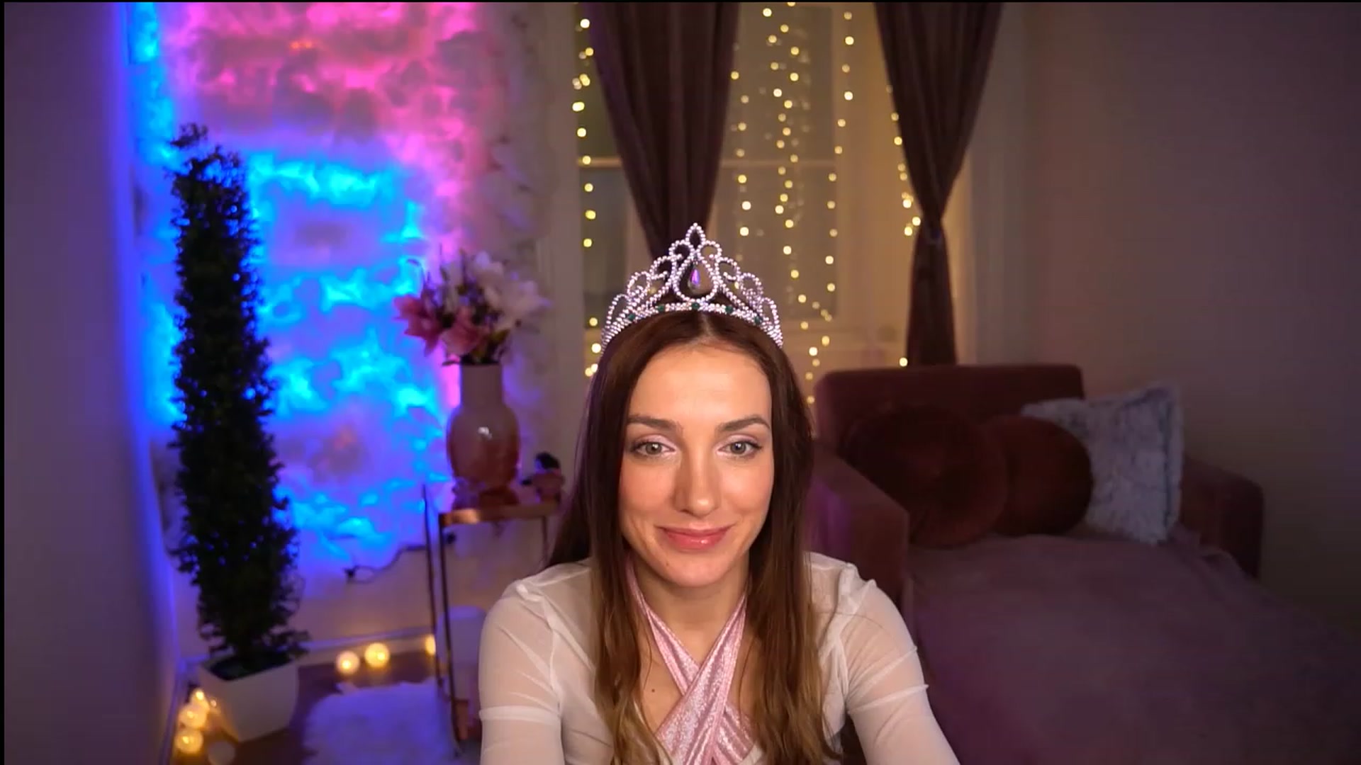 Gallery image thumbnail from Innocent_Lea's myfreecams stream on, 01/12/2024, 22:18 image 2 of 20